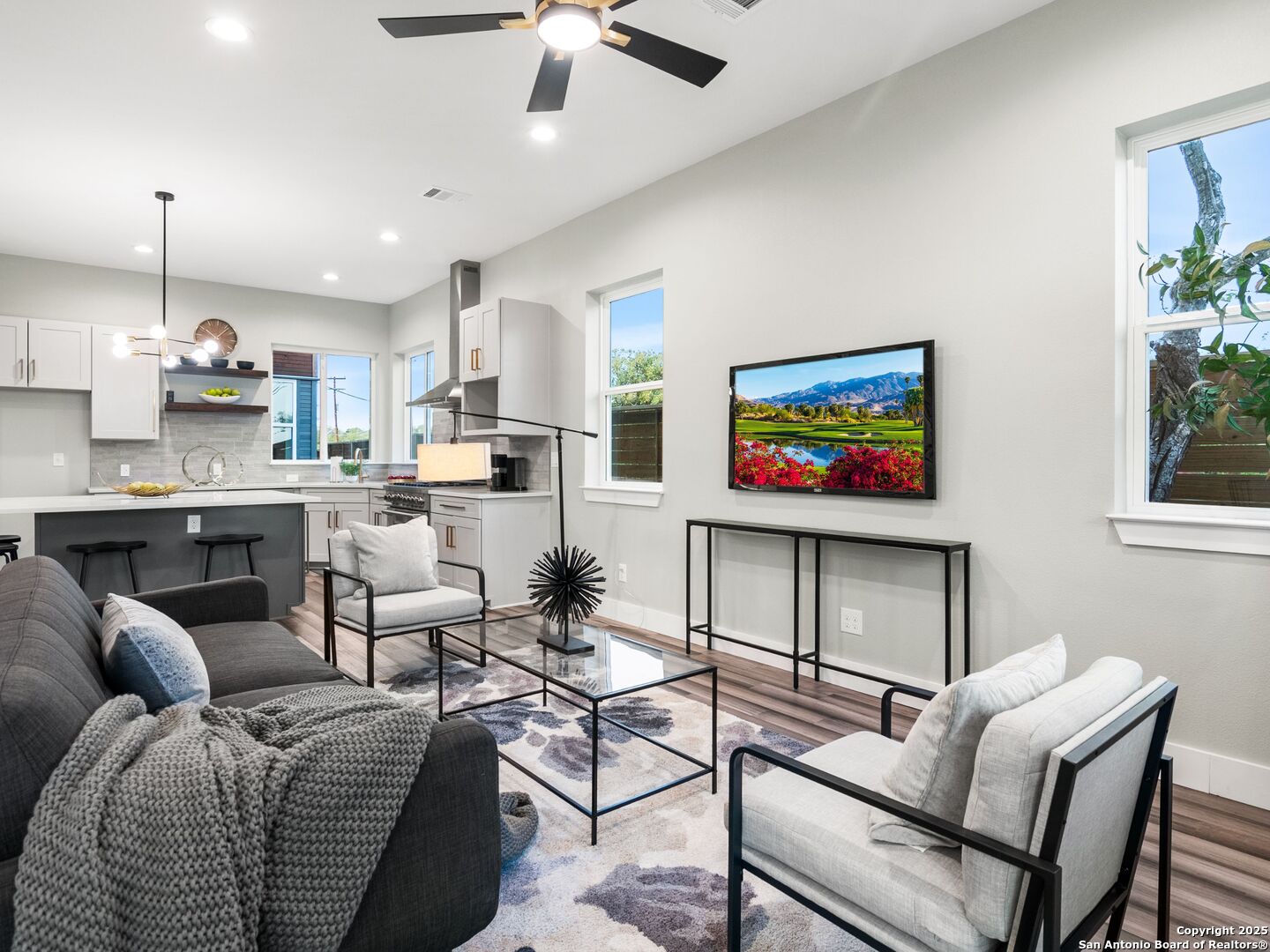 159 DAVIS CT Unit: 102