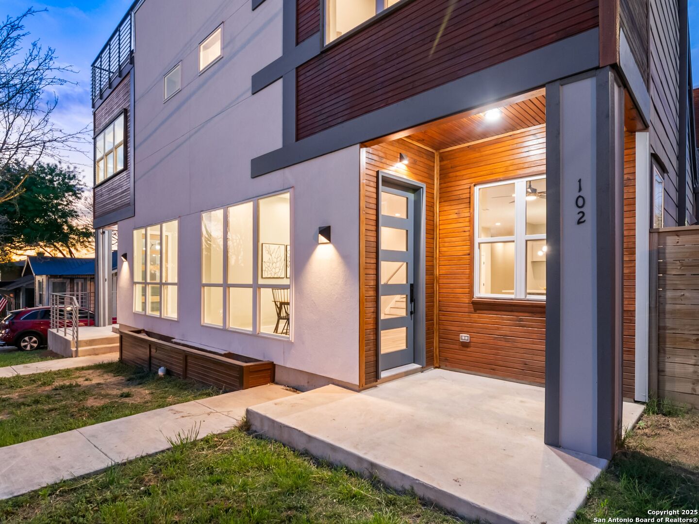159 DAVIS CT Unit: 102