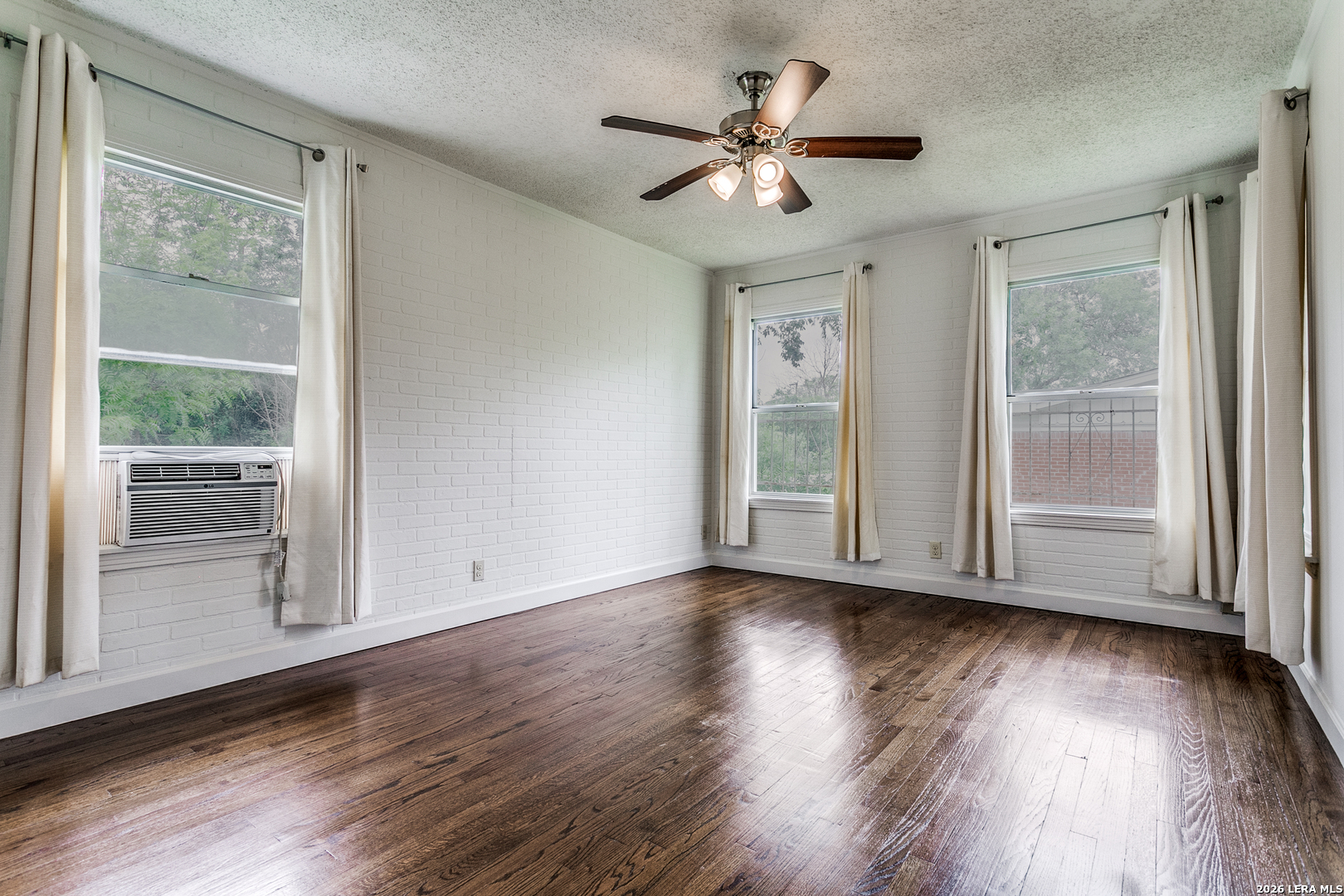341 TUTTLE RD