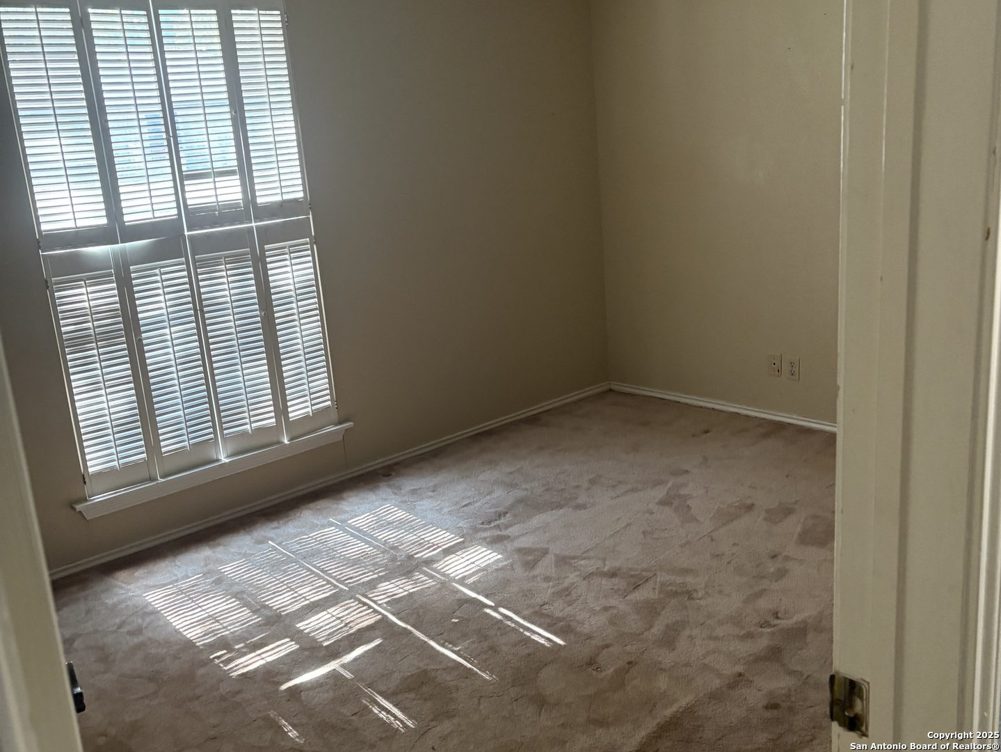 13734 WOOD PT
