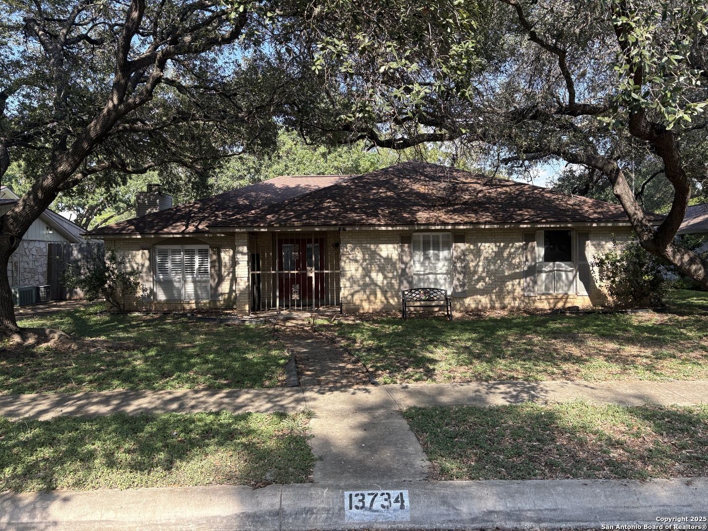 13734 WOOD PT