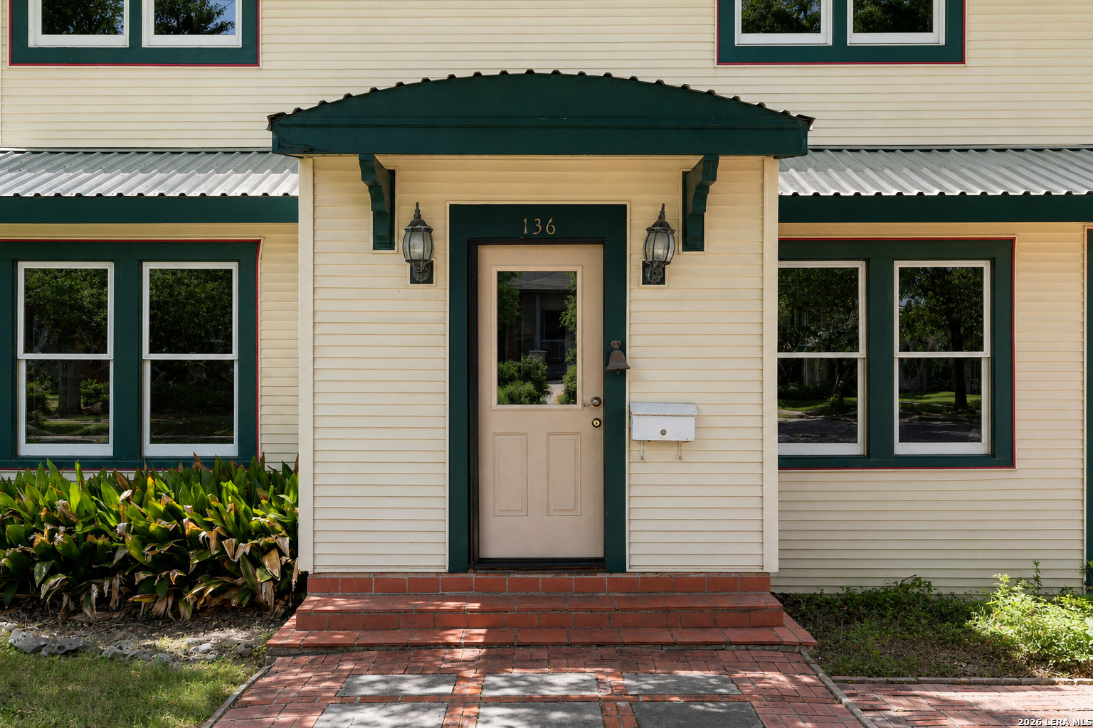 136 Argo Ave