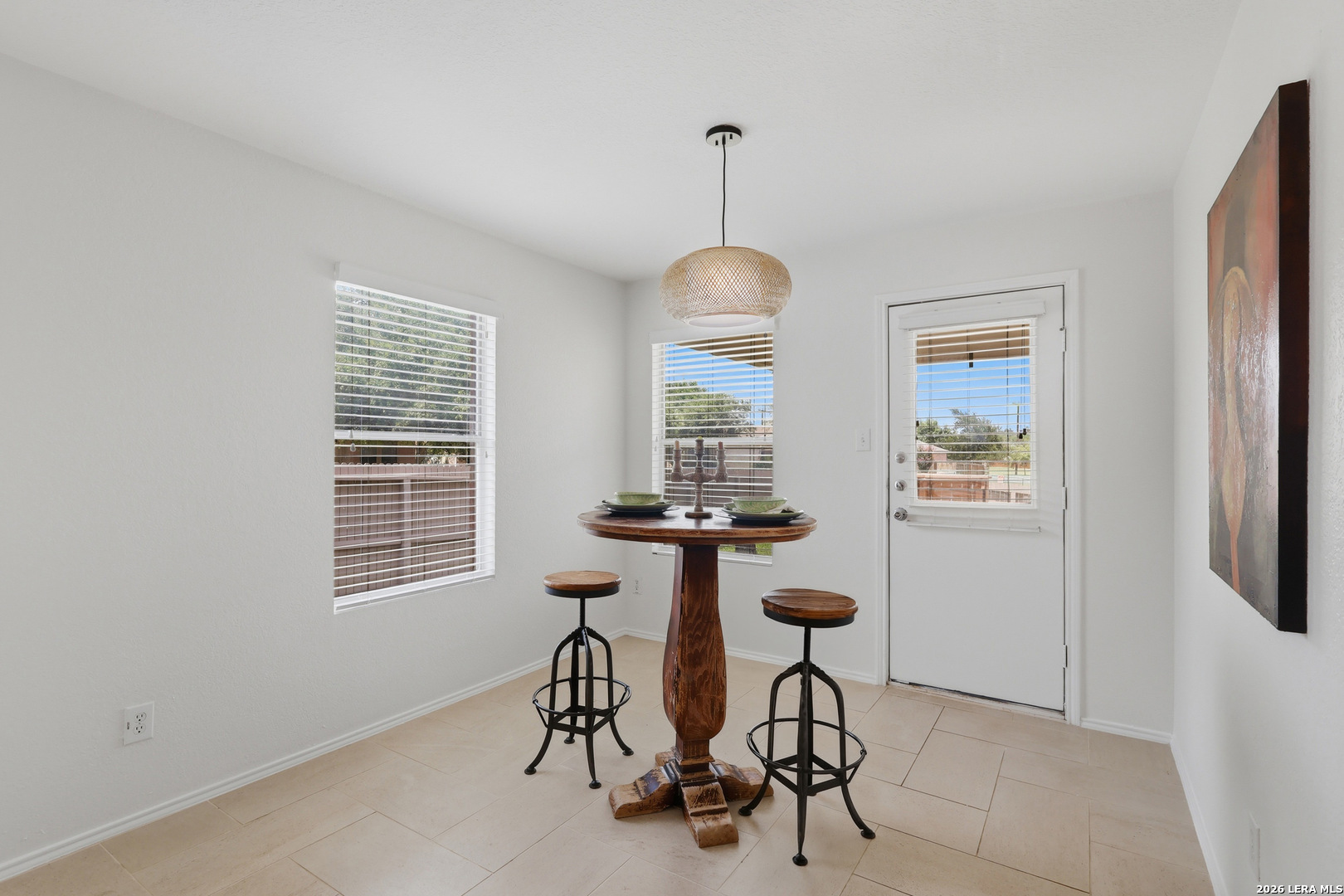 27022 Rustic Cabin