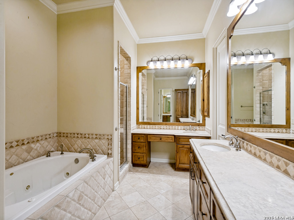 502 SHERATON DR