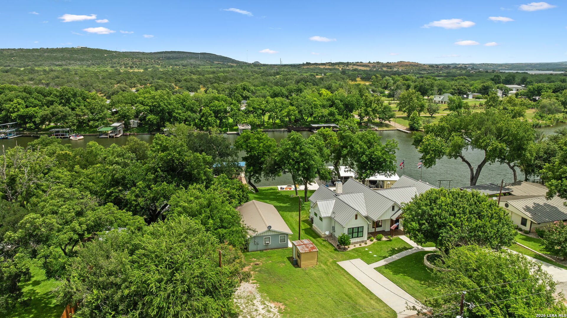806 CLEN OAK PKWY