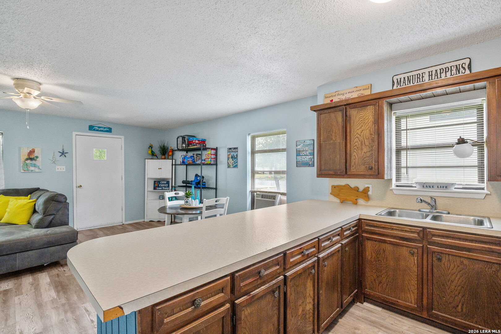 806 CLEN OAK PKWY