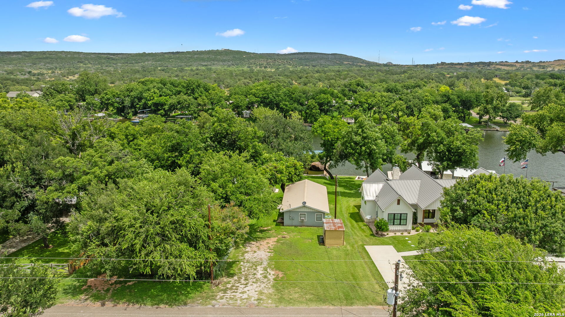 806 CLEN OAK PKWY