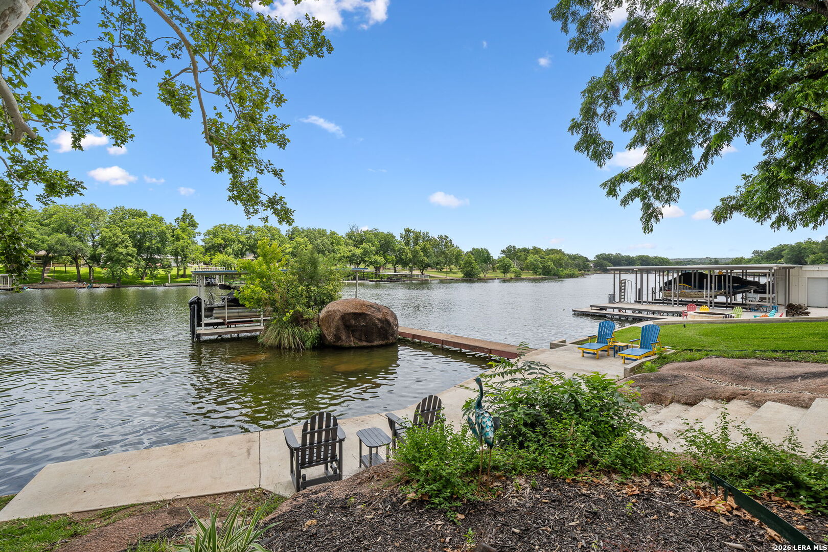 806 CLEN OAK PKWY