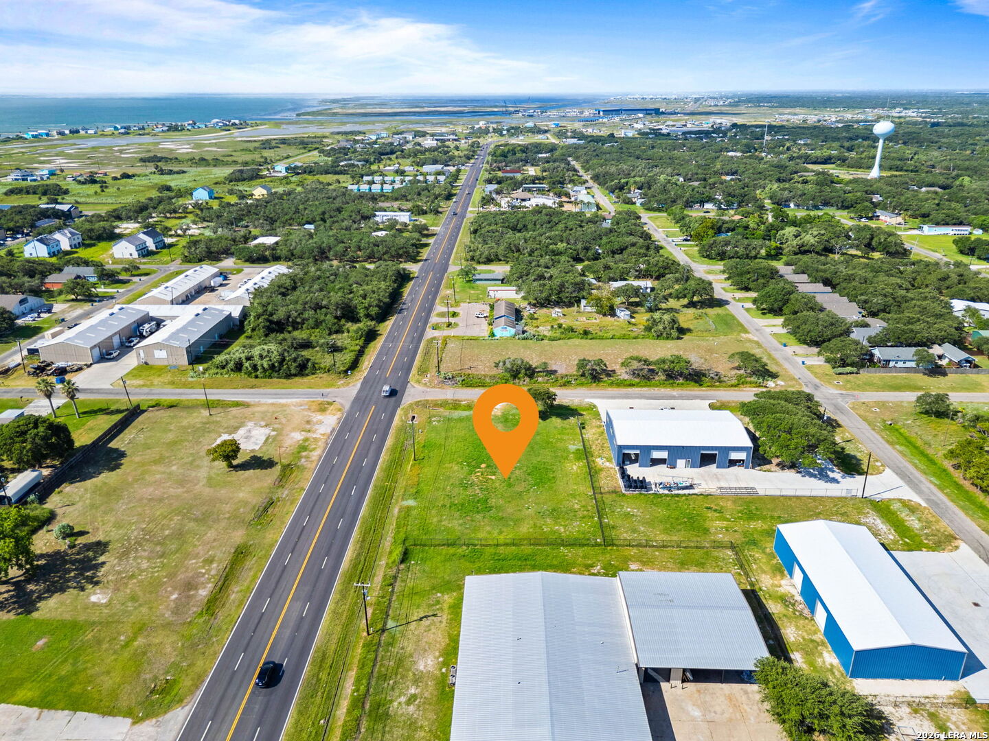 1423 Hwy 35 S