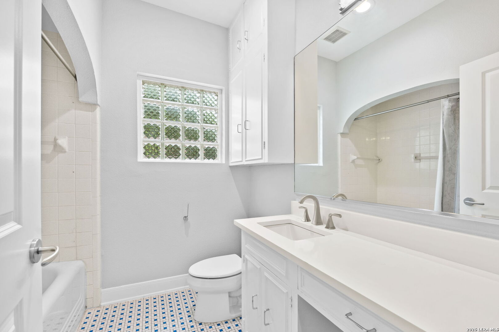 258 TUXEDO AVE