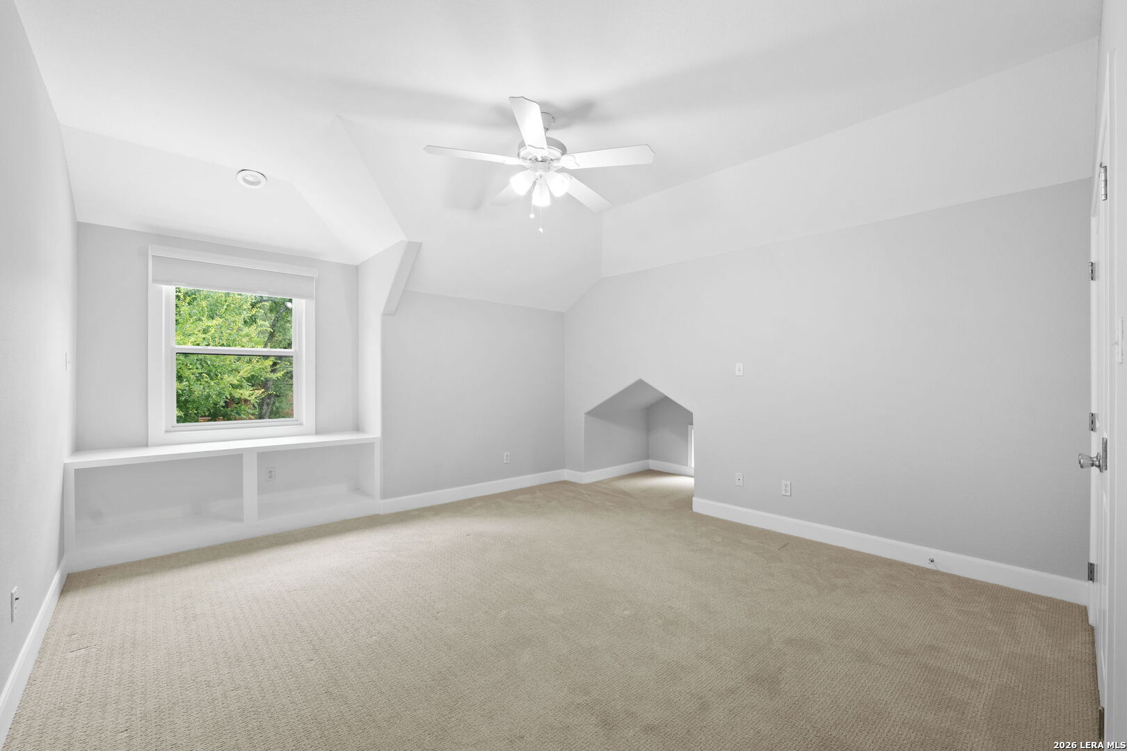 258 TUXEDO AVE
