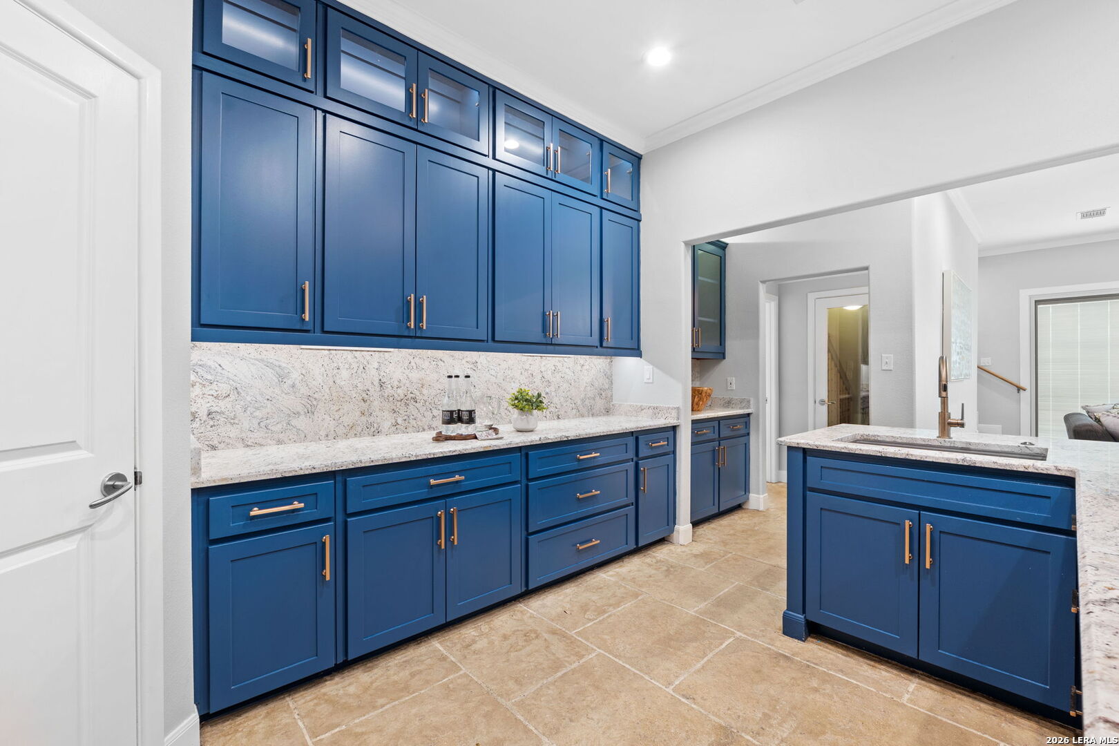 258 TUXEDO AVE