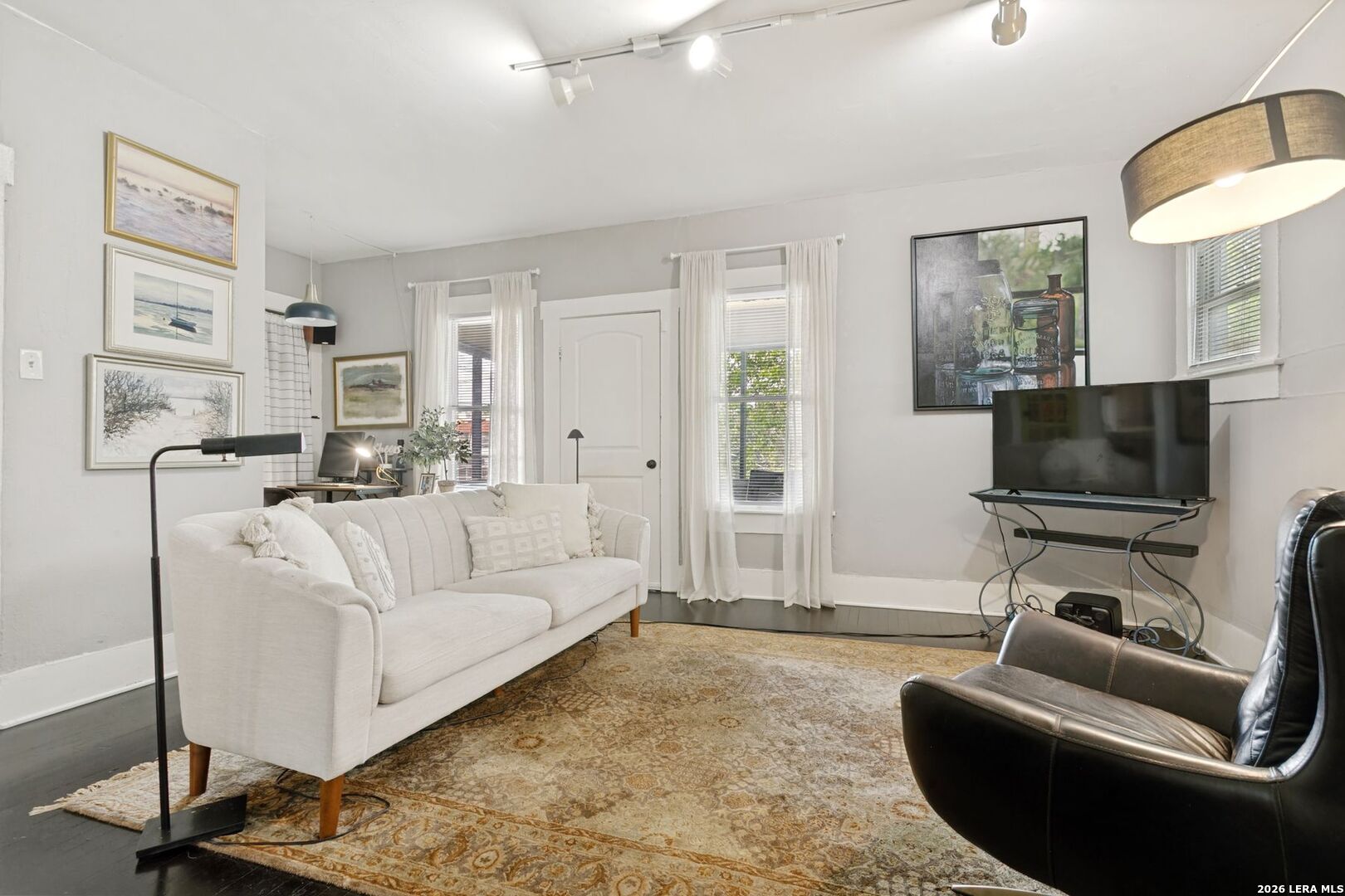 200 Queen Anne Ct Unit: 200B