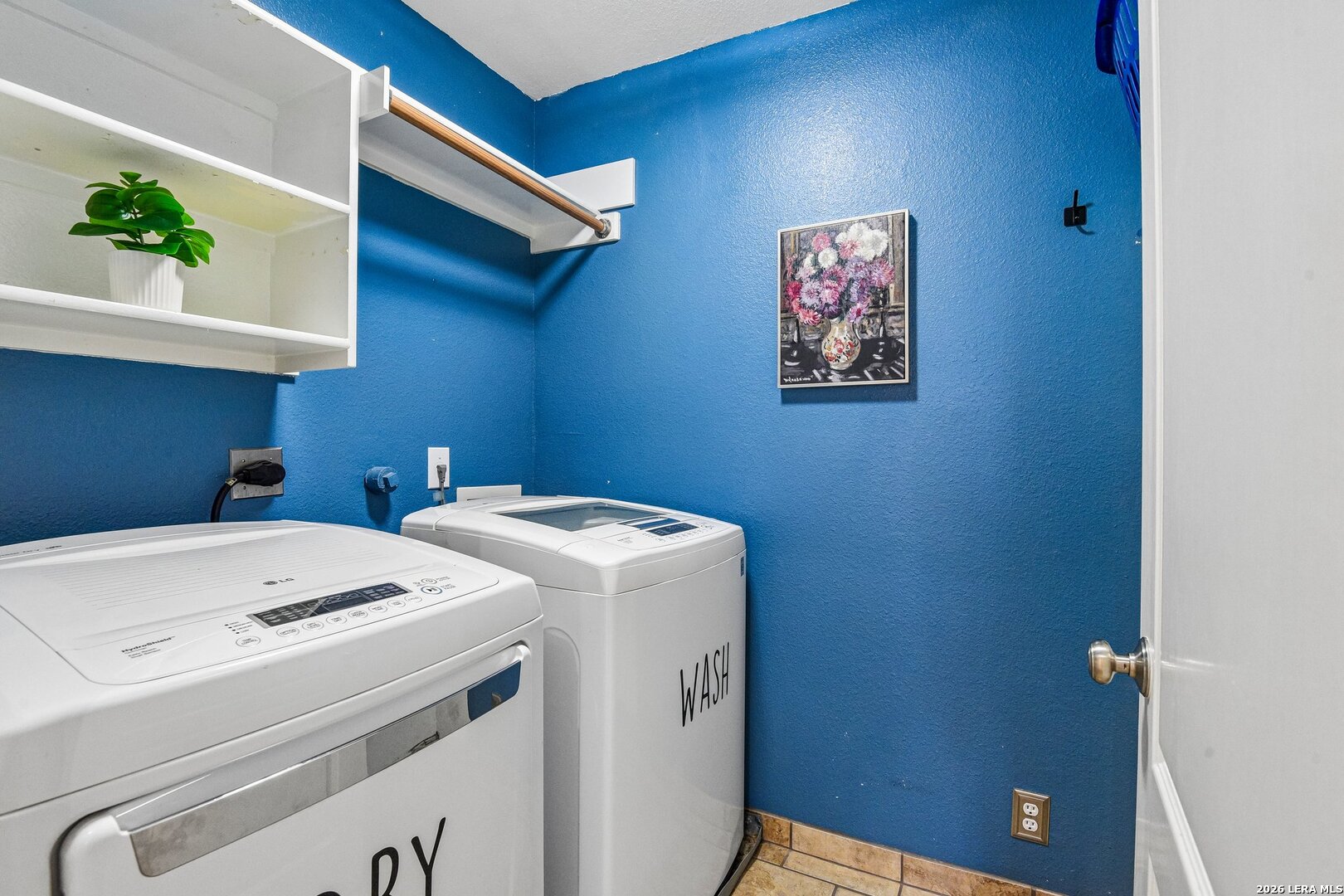 232 CORDERO DR
