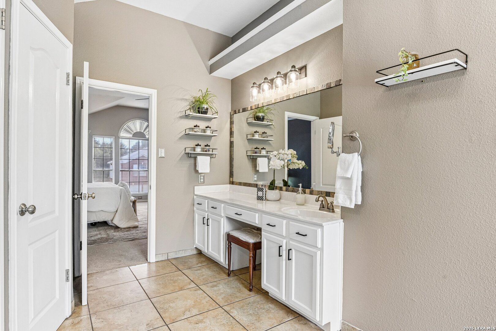 232 CORDERO DR