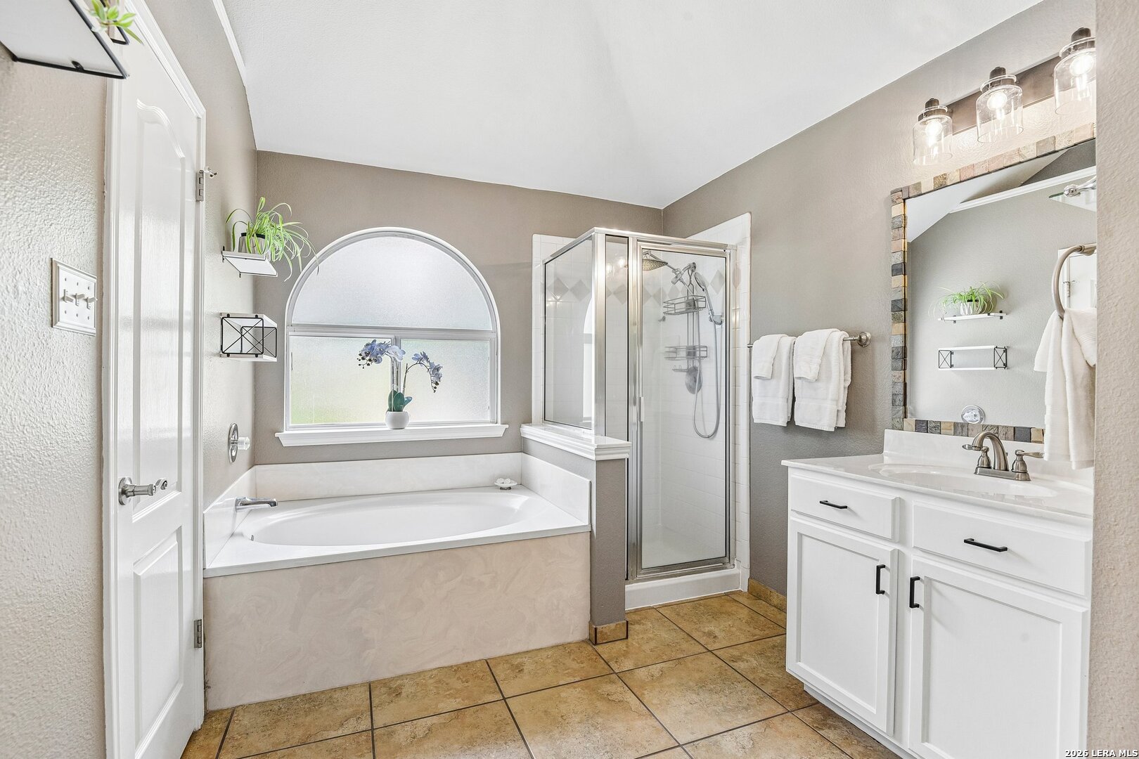 232 CORDERO DR