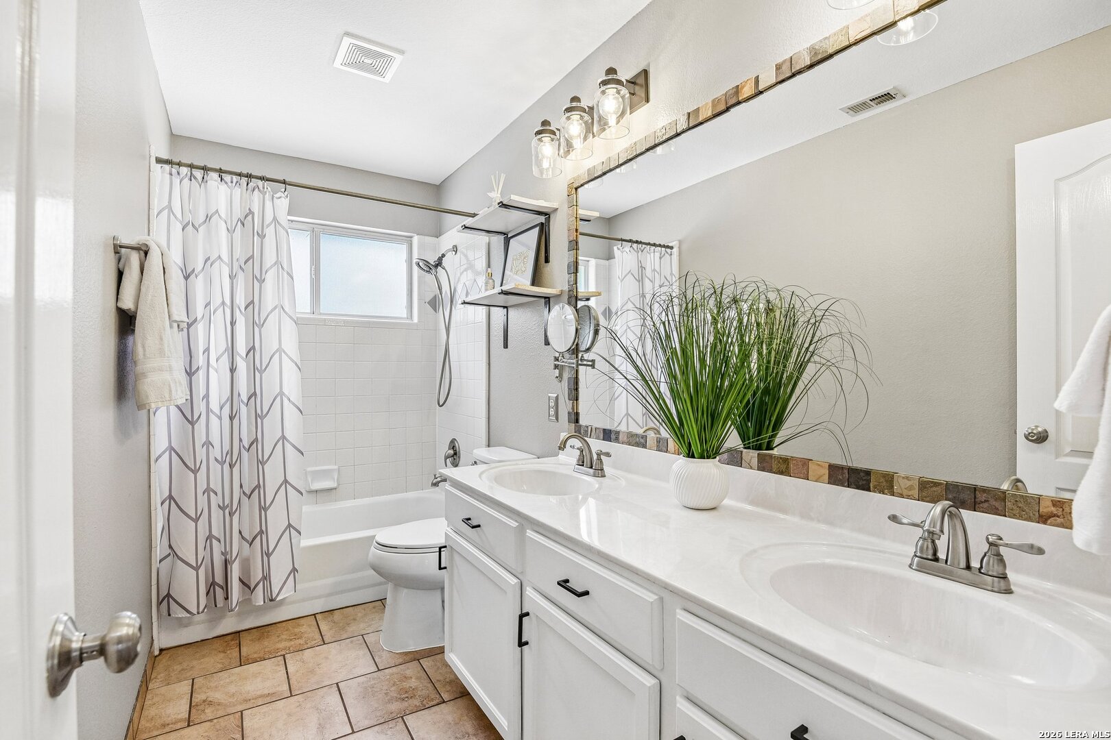 232 CORDERO DR