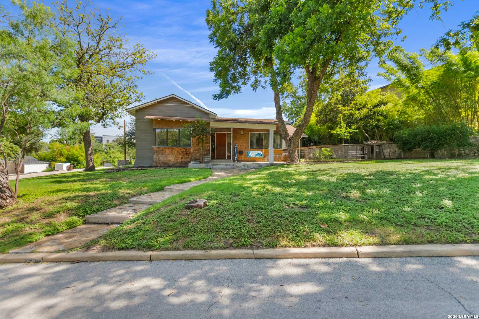 201 CHICHESTER PL