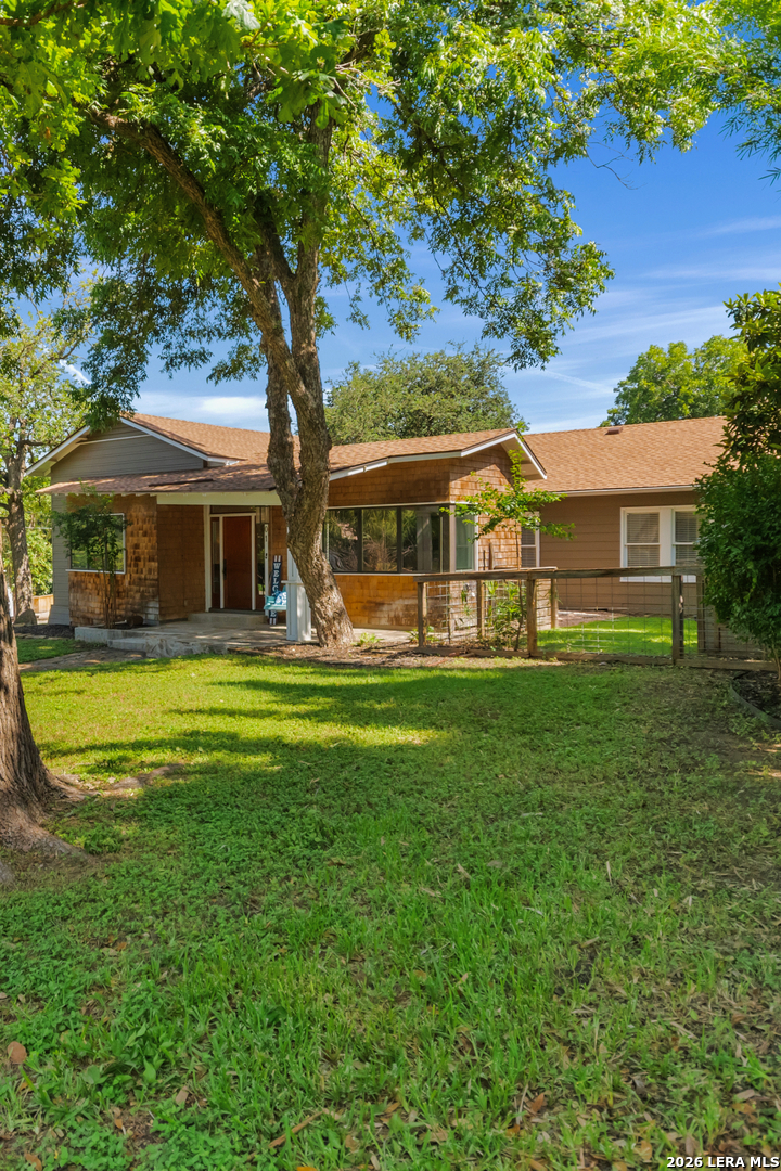 201 CHICHESTER PL
