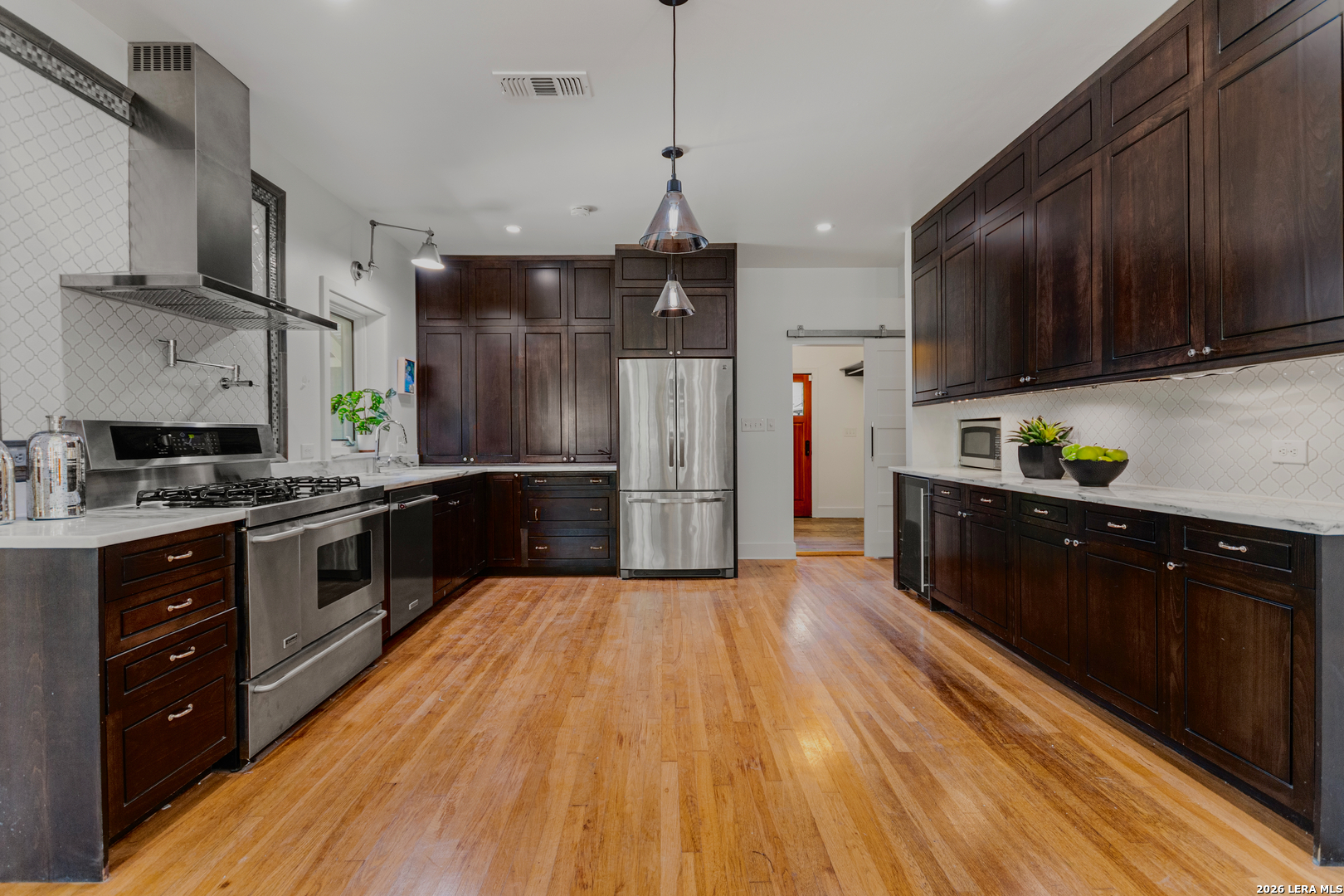 201 CHICHESTER PL