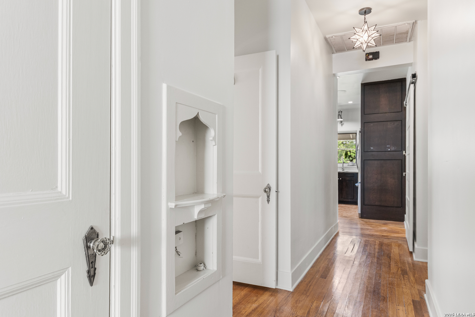 201 CHICHESTER PL