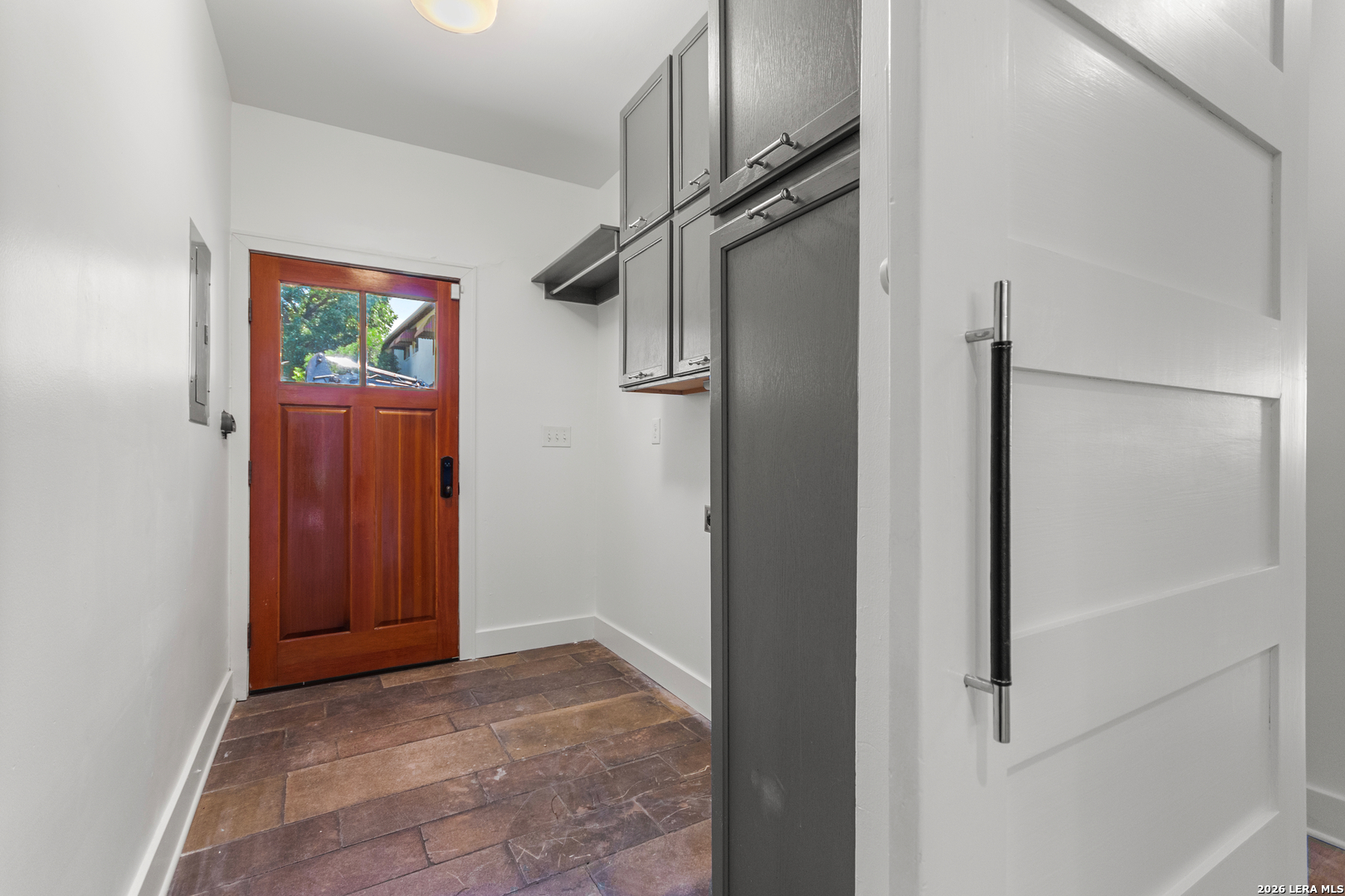 201 CHICHESTER PL