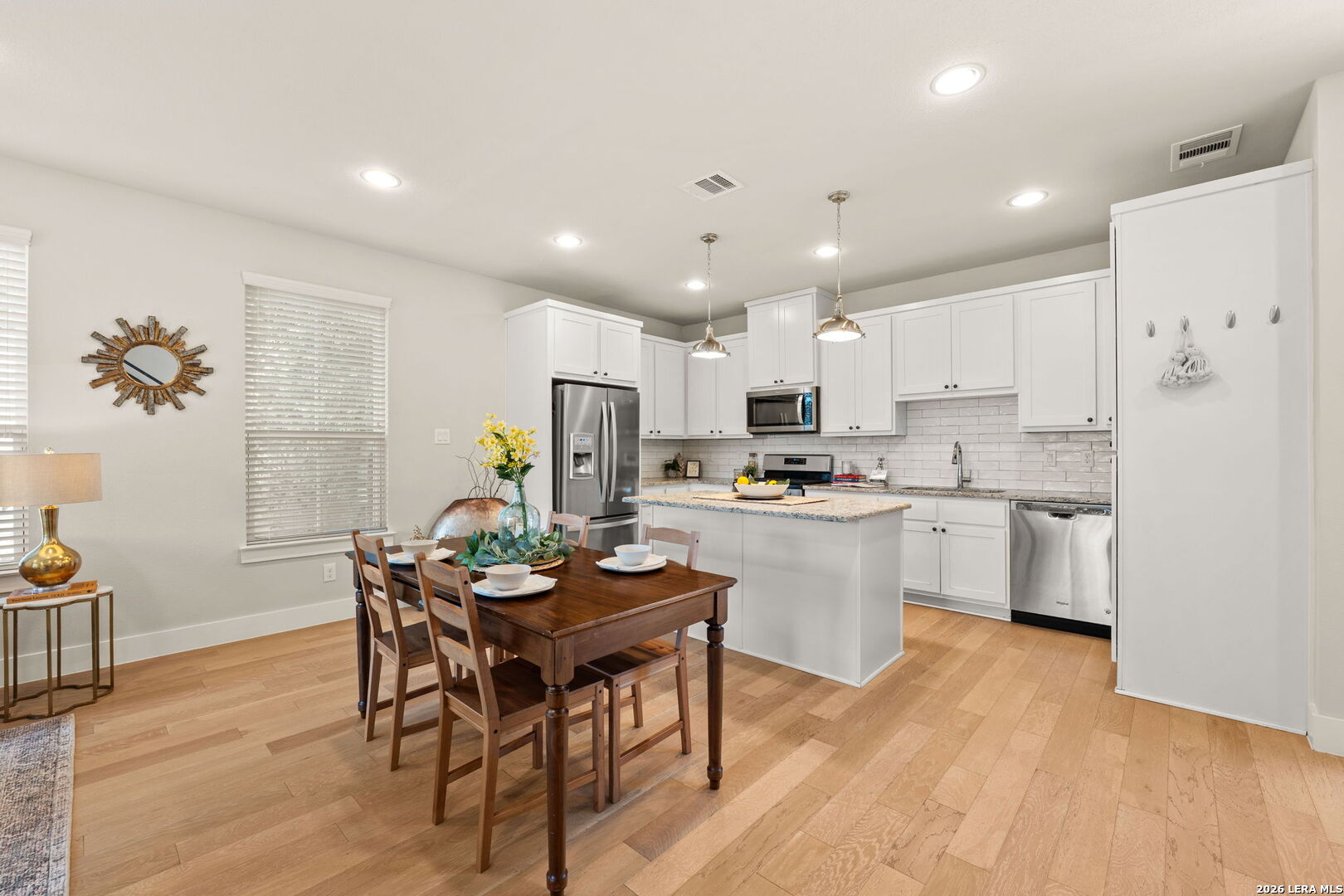 202 CLAREMONT AVE Unit: 102