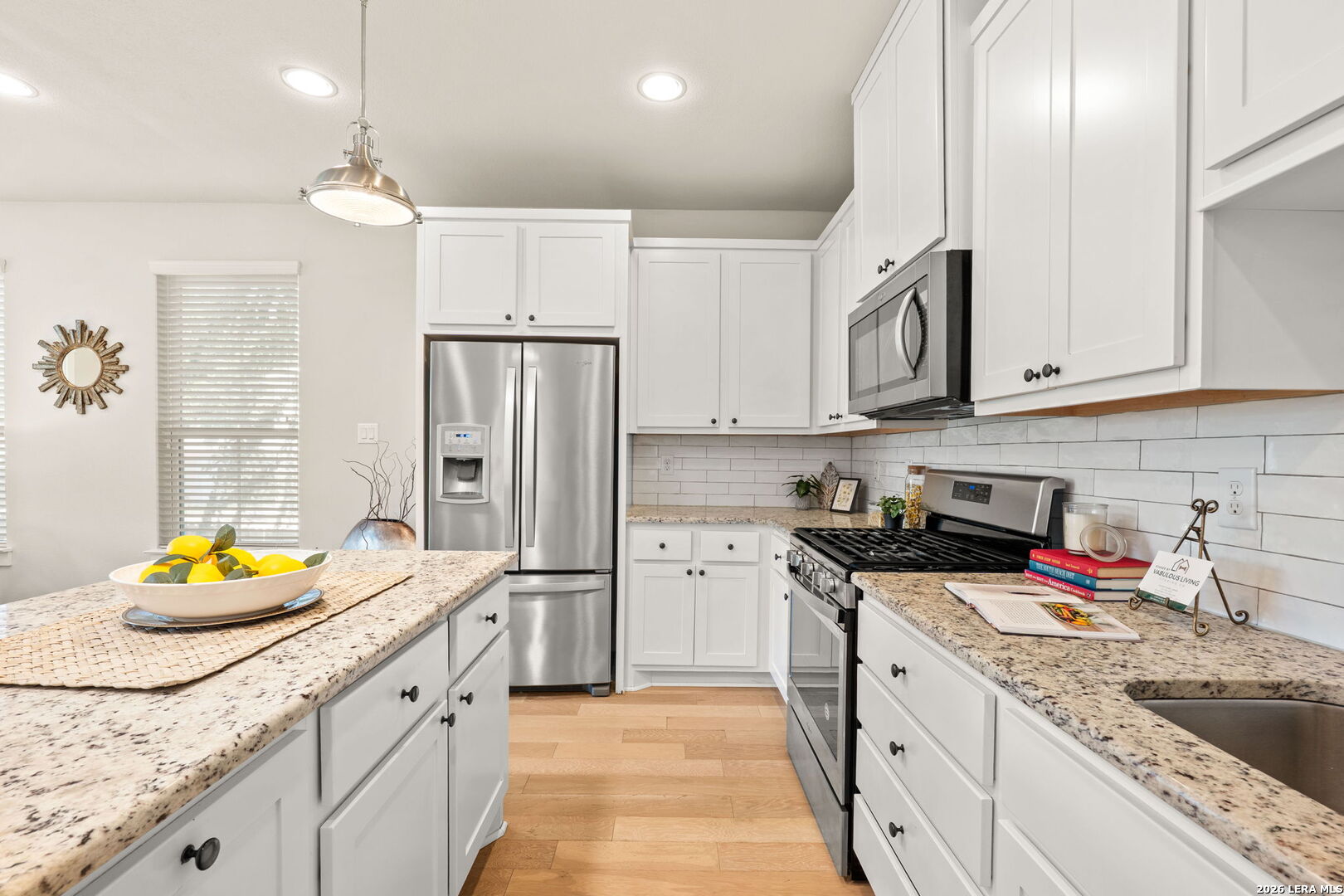 202 CLAREMONT AVE Unit: 102