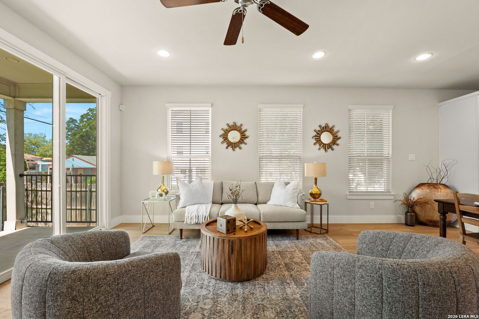 202 CLAREMONT AVE Unit: 102