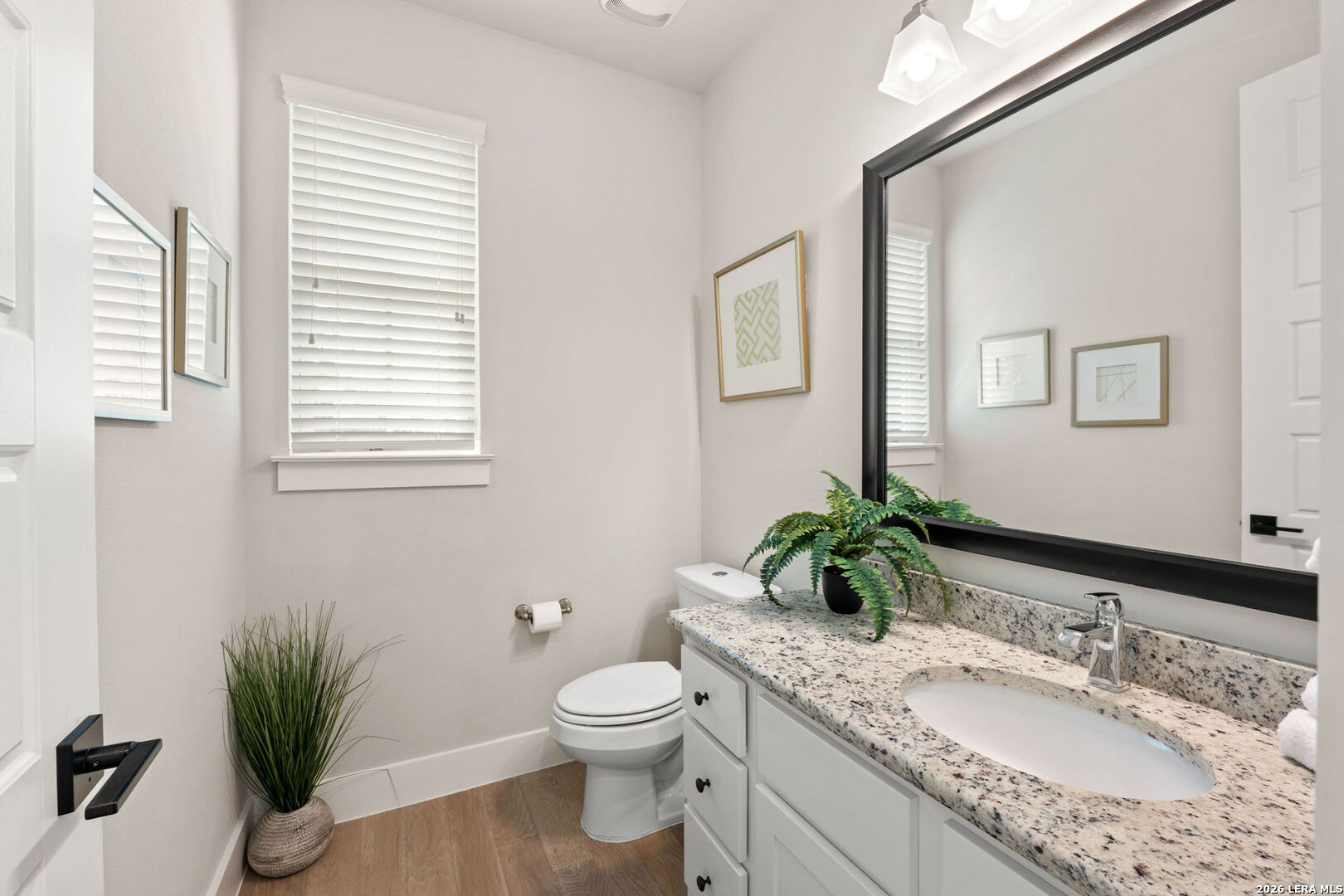 202 CLAREMONT AVE Unit: 102
