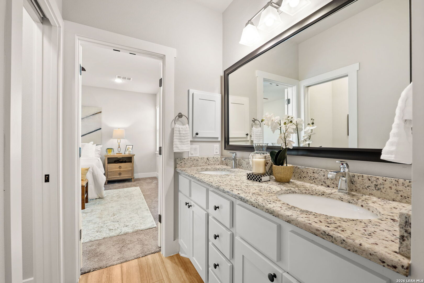 202 CLAREMONT AVE Unit: 102