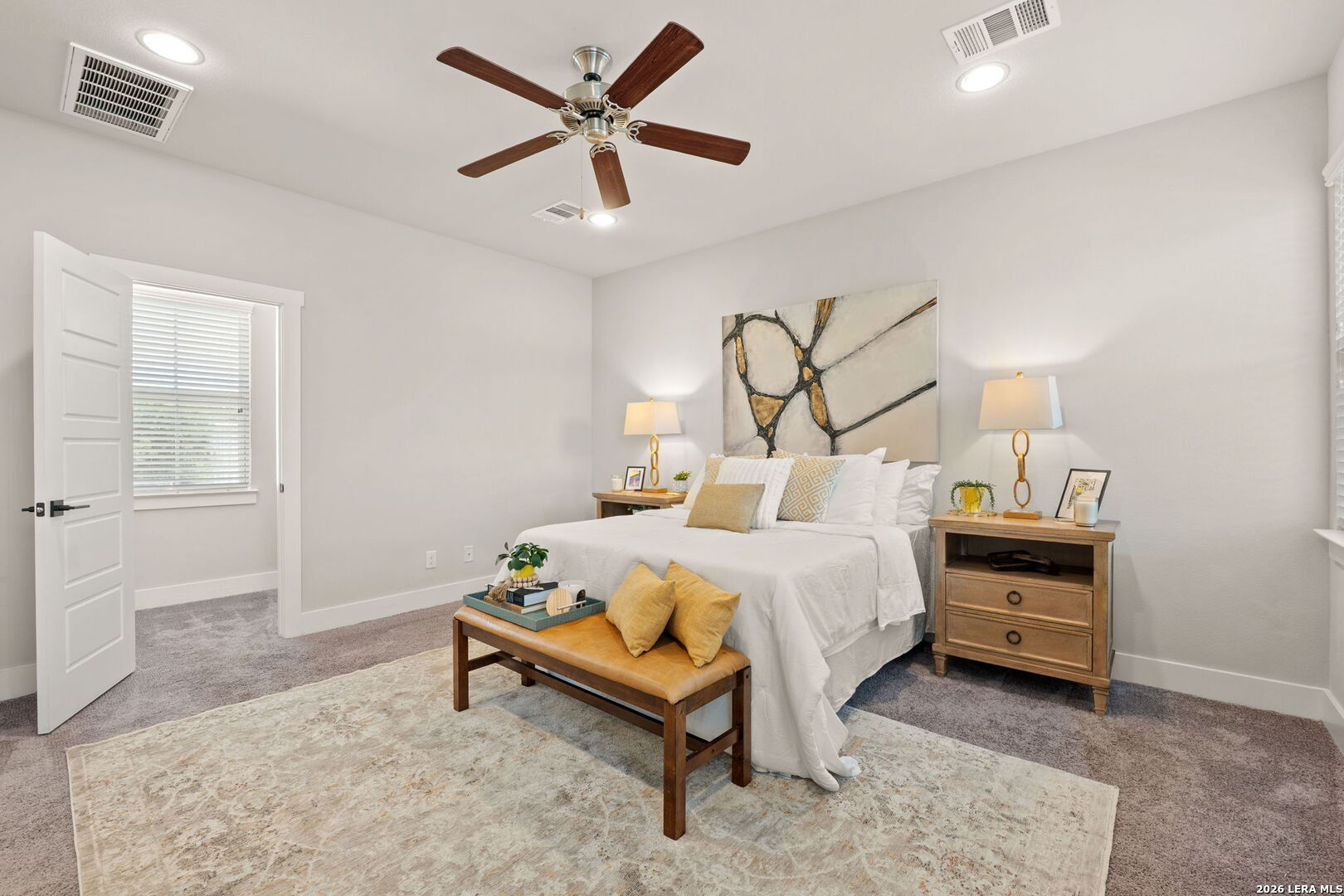 202 CLAREMONT AVE Unit: 102