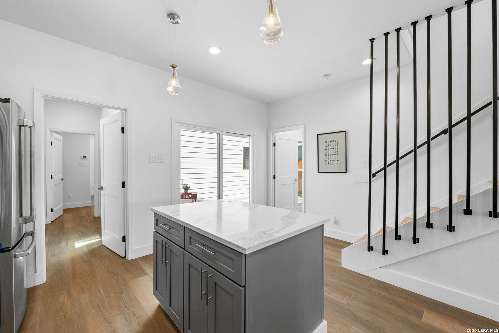 117 CARLE AVE