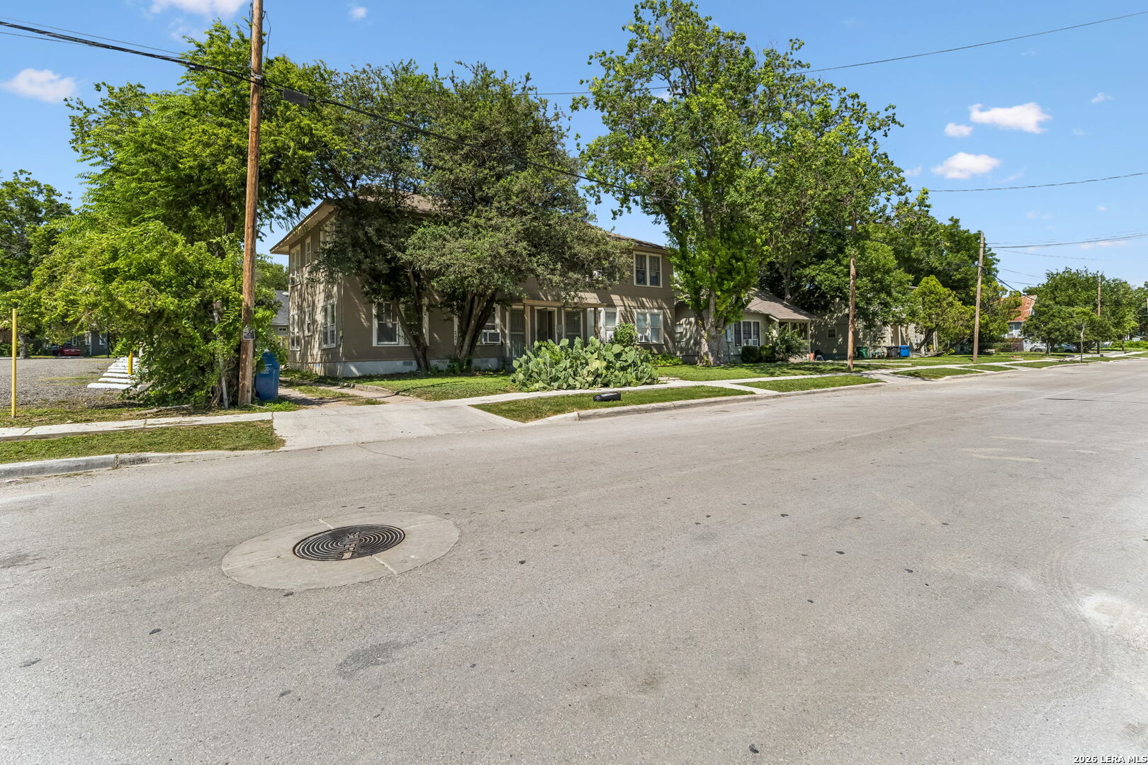 631 E ASHBY PL