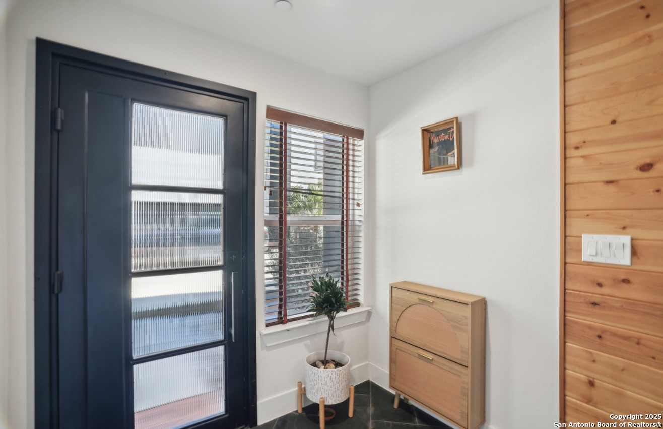 310 Clay Unit: BLDG 11