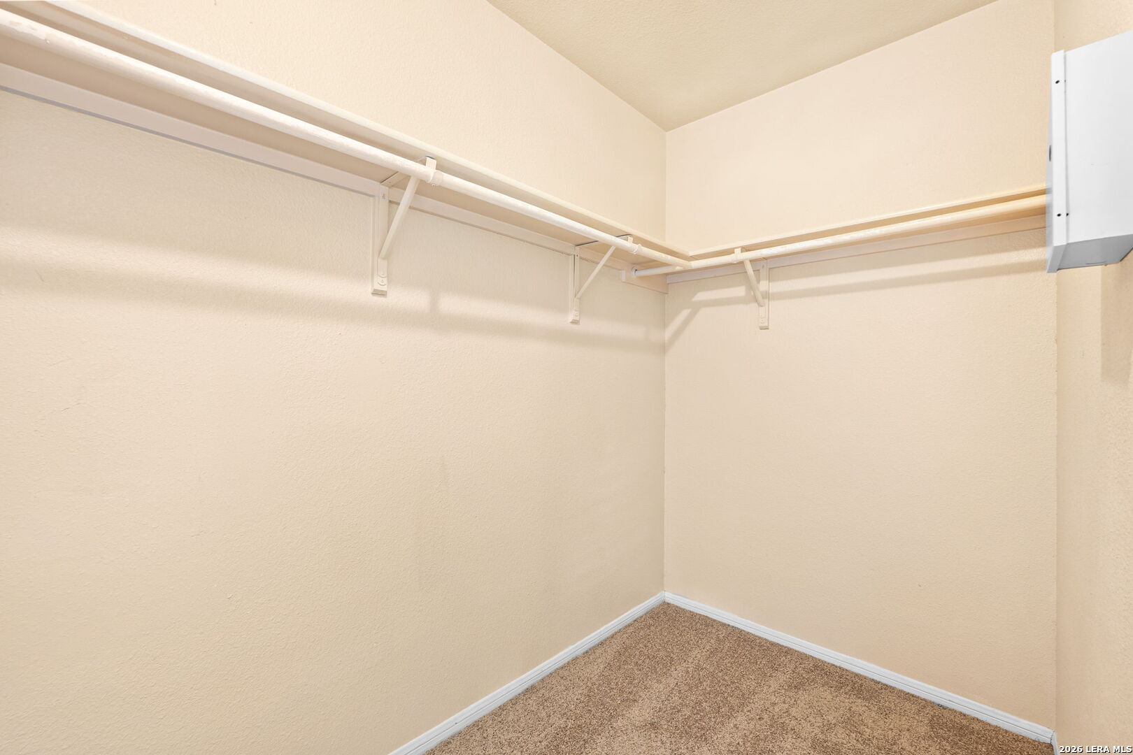 1803 Red Elm