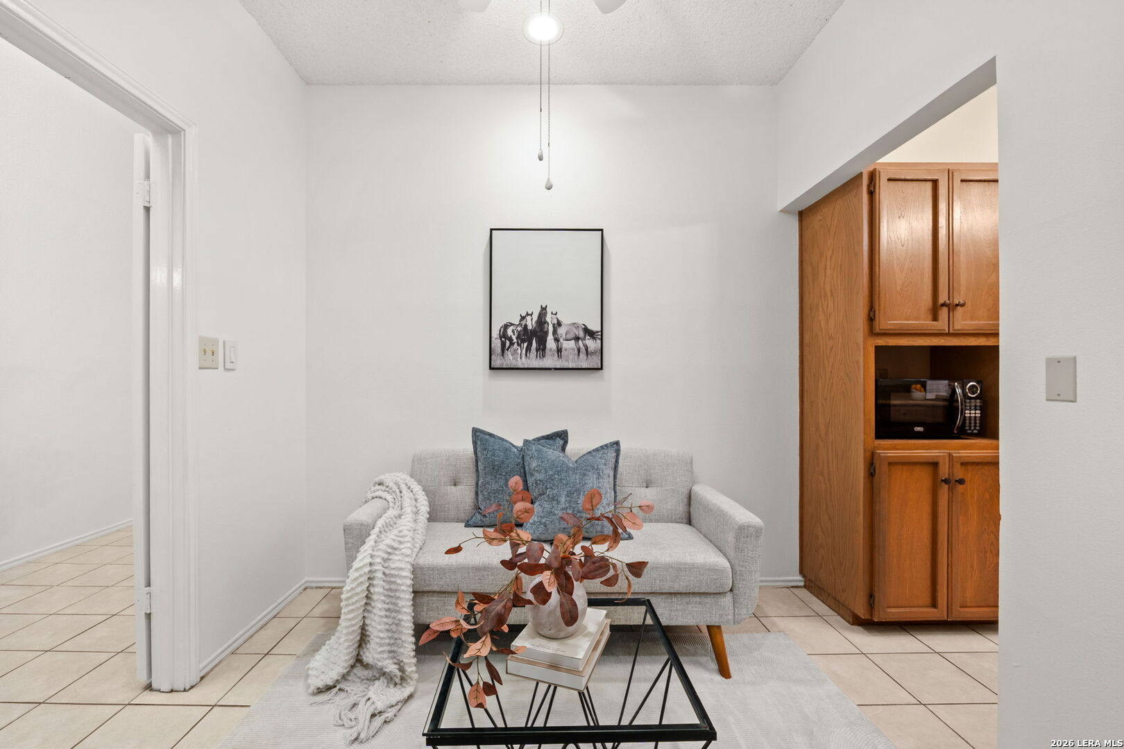 2902 Spring Bend
