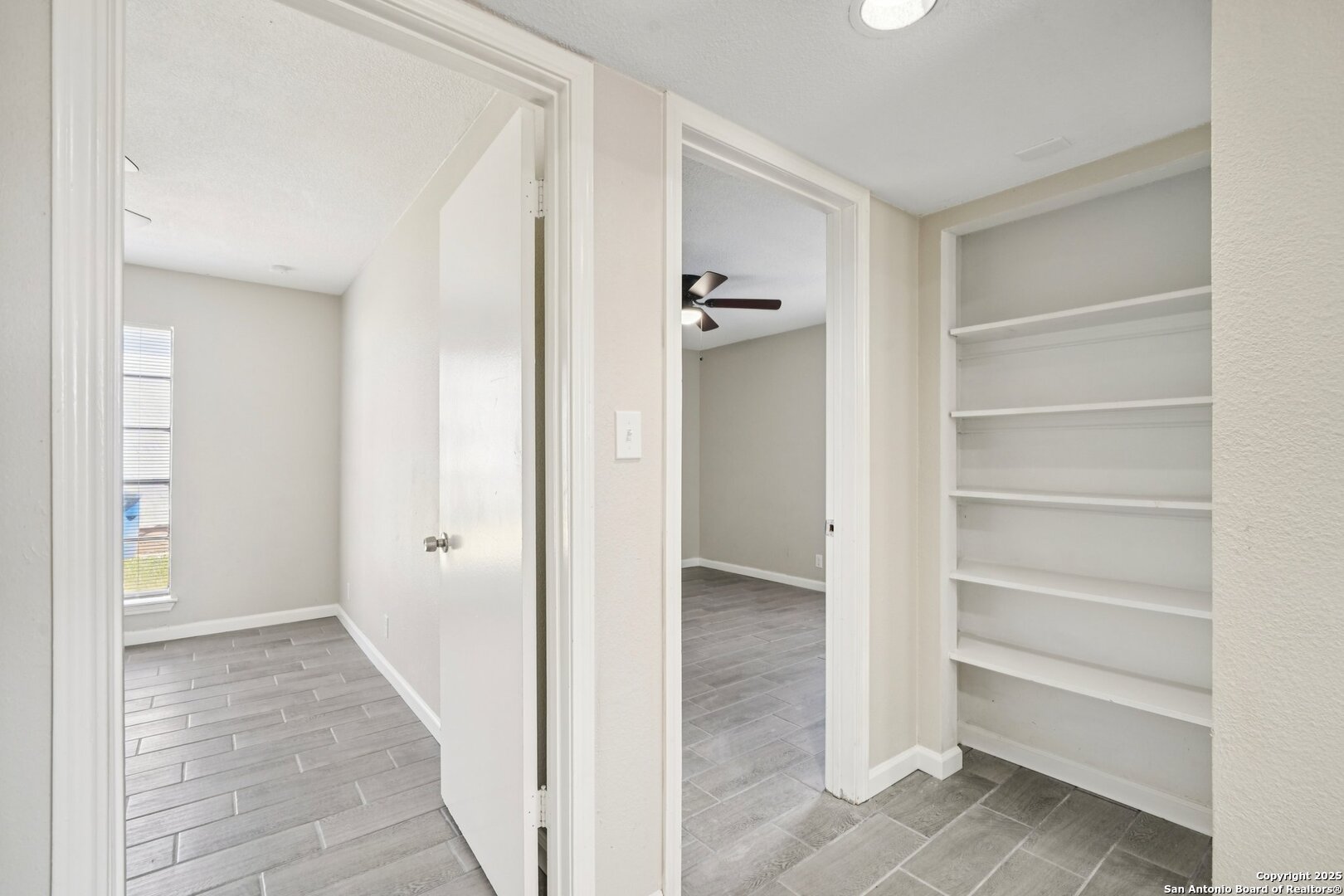 10609 STARCREST DR Unit: 10611