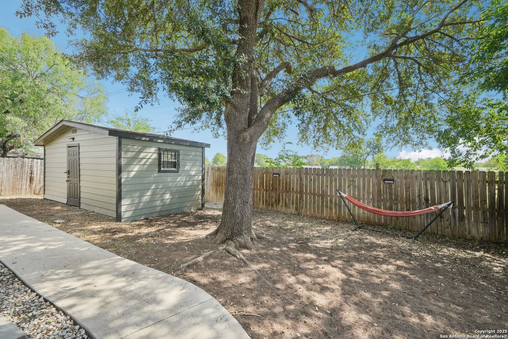 10609 STARCREST DR Unit: 10611