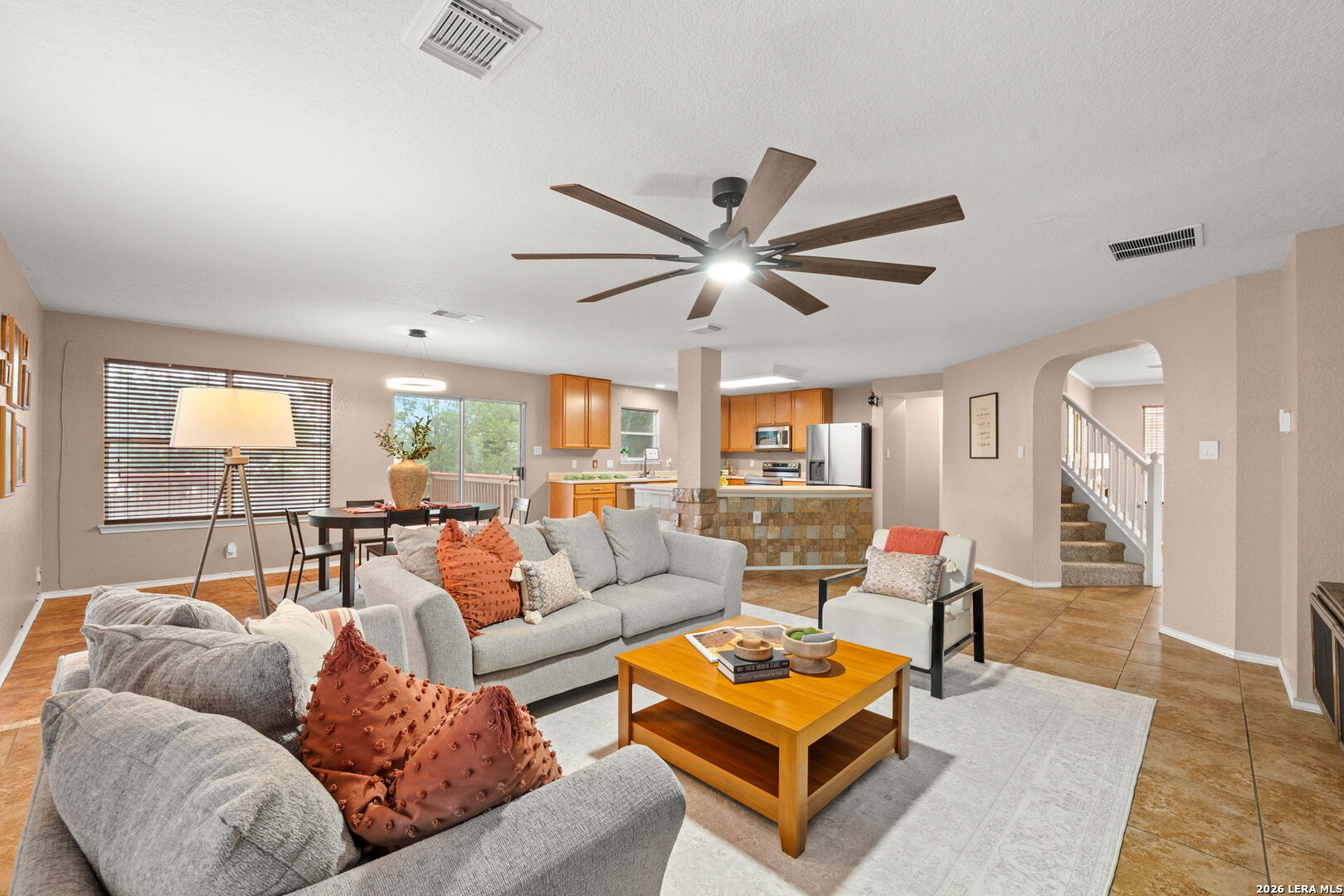 814 BUTLER PT