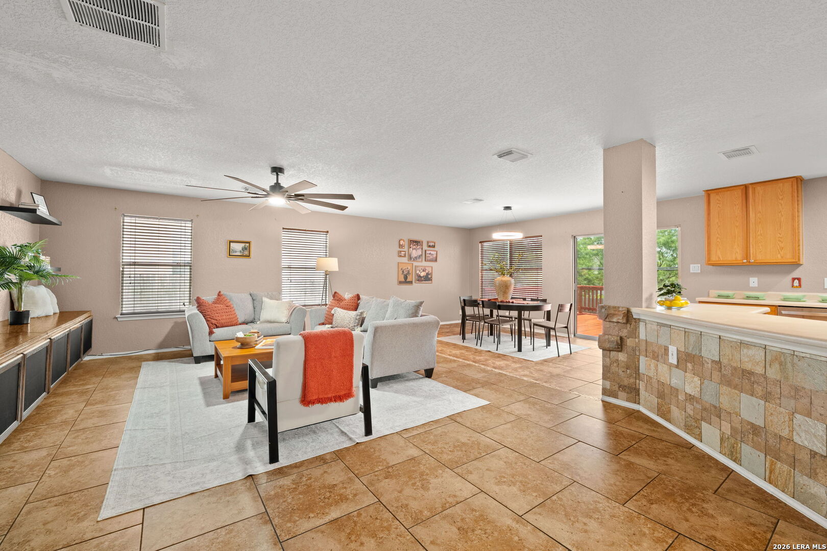 814 BUTLER PT