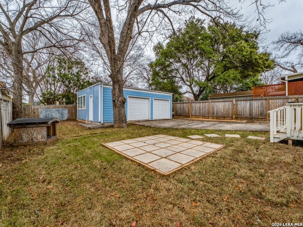 525 ABISO AVE