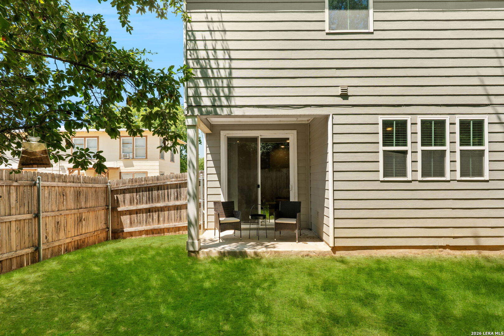 252 CLAREMONT AVE Unit: 102