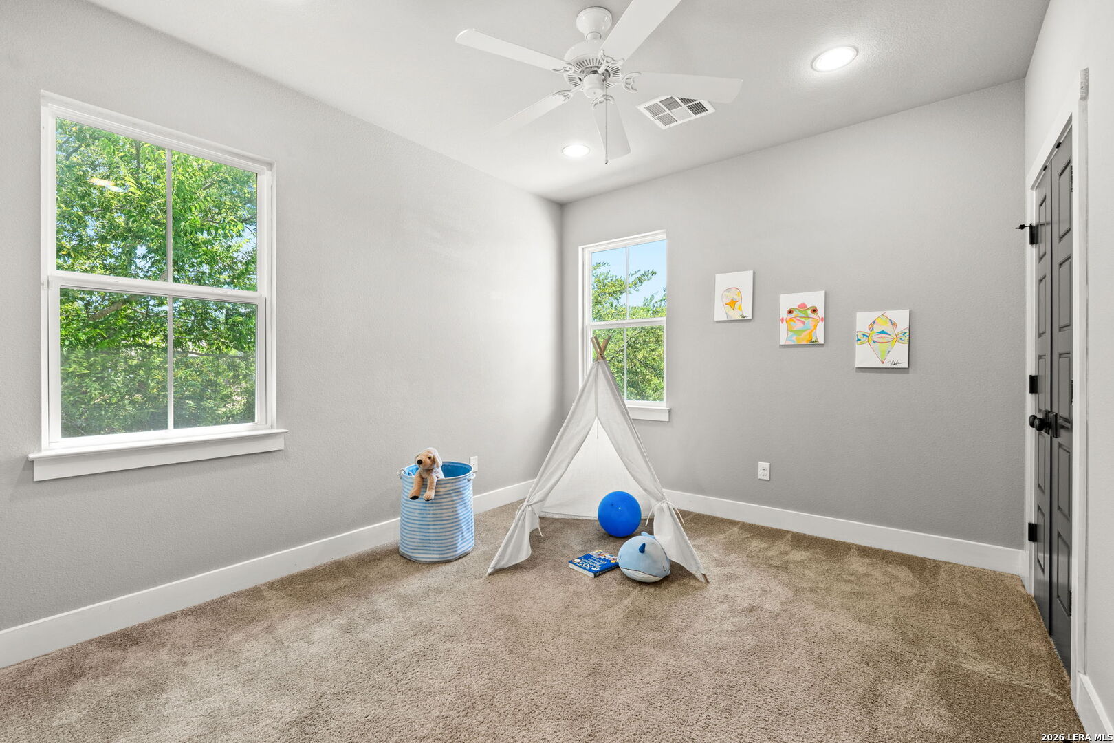 252 CLAREMONT AVE Unit: 102