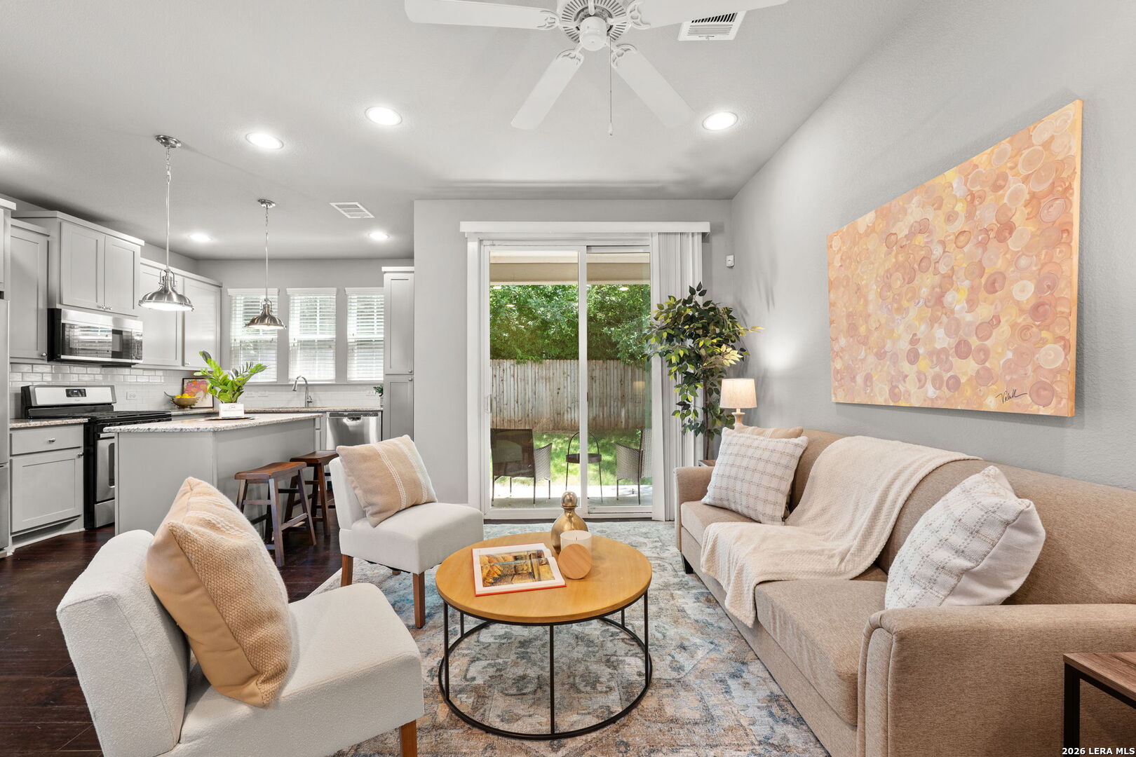 252 CLAREMONT AVE Unit: 102