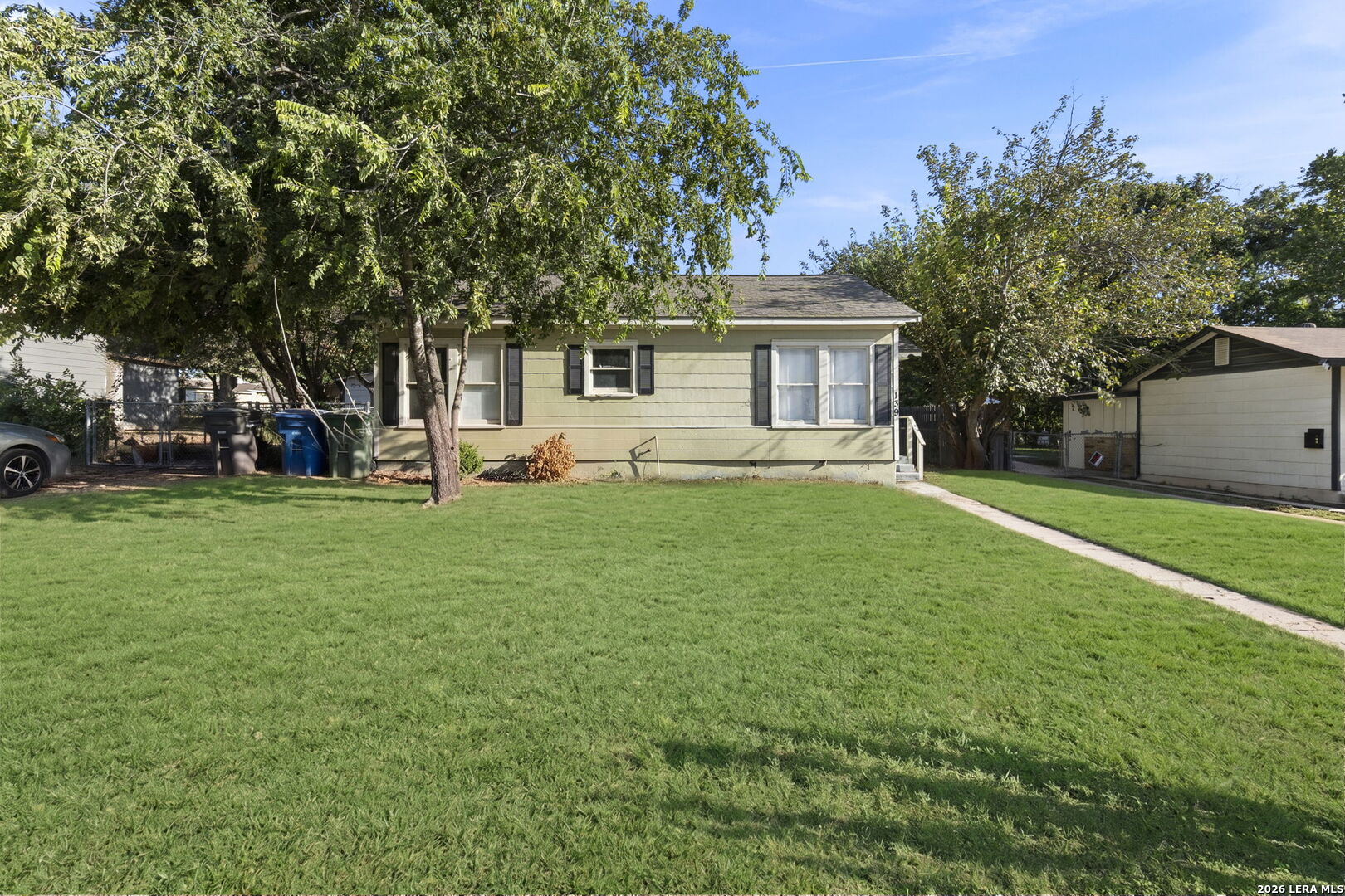 139 CRAVENS AVE
