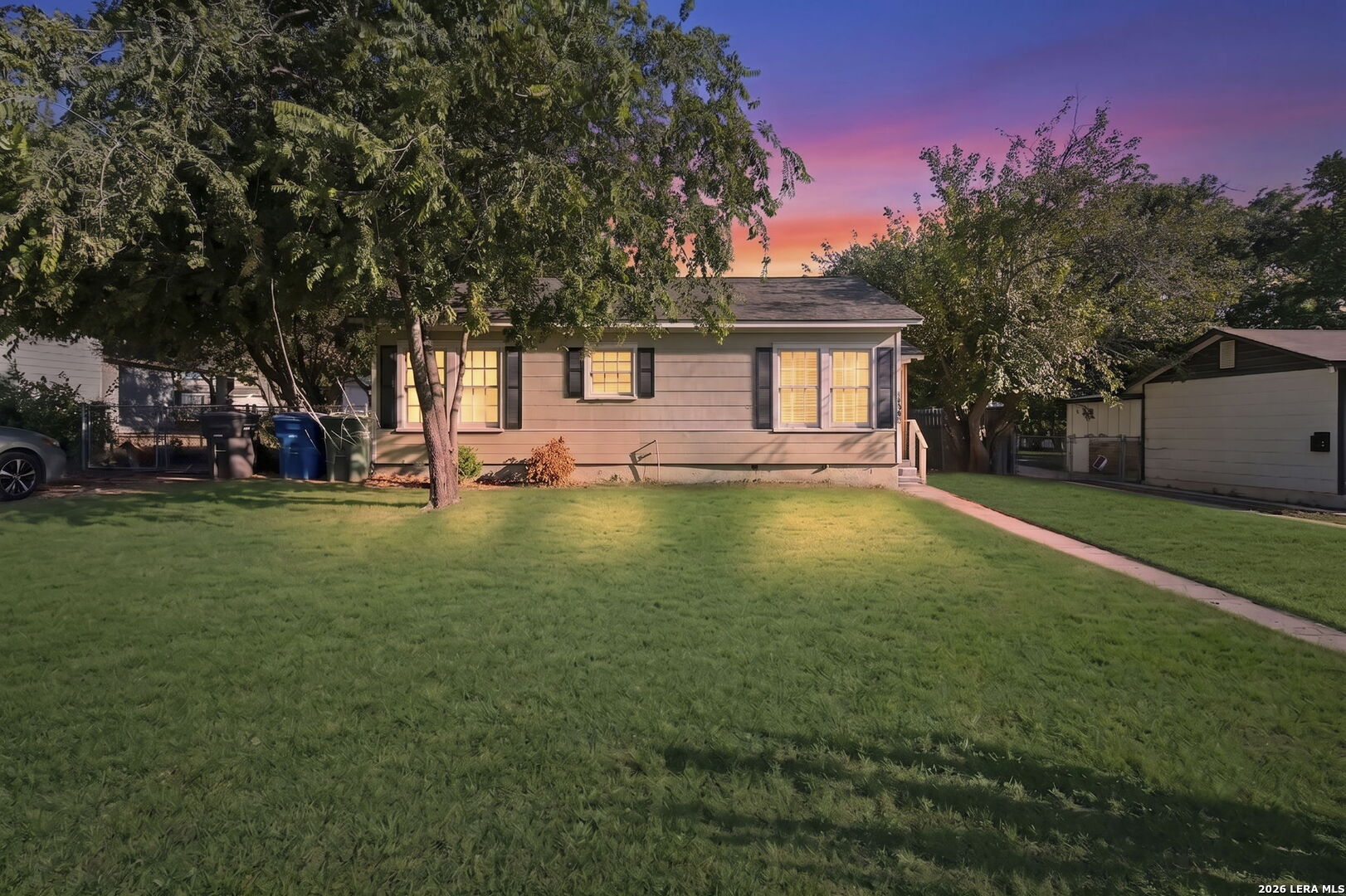 139 CRAVENS AVE