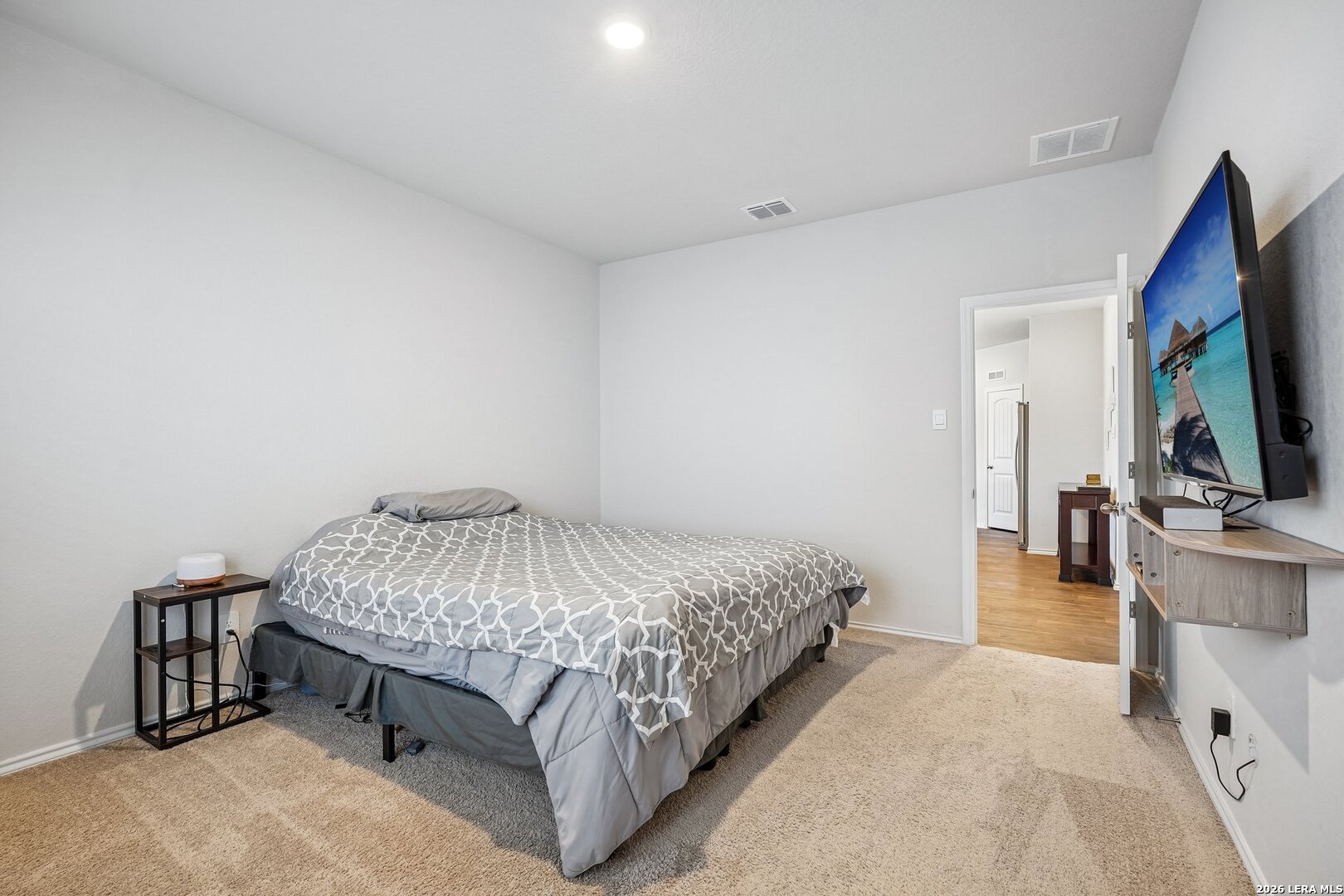 841 BAHIA PL