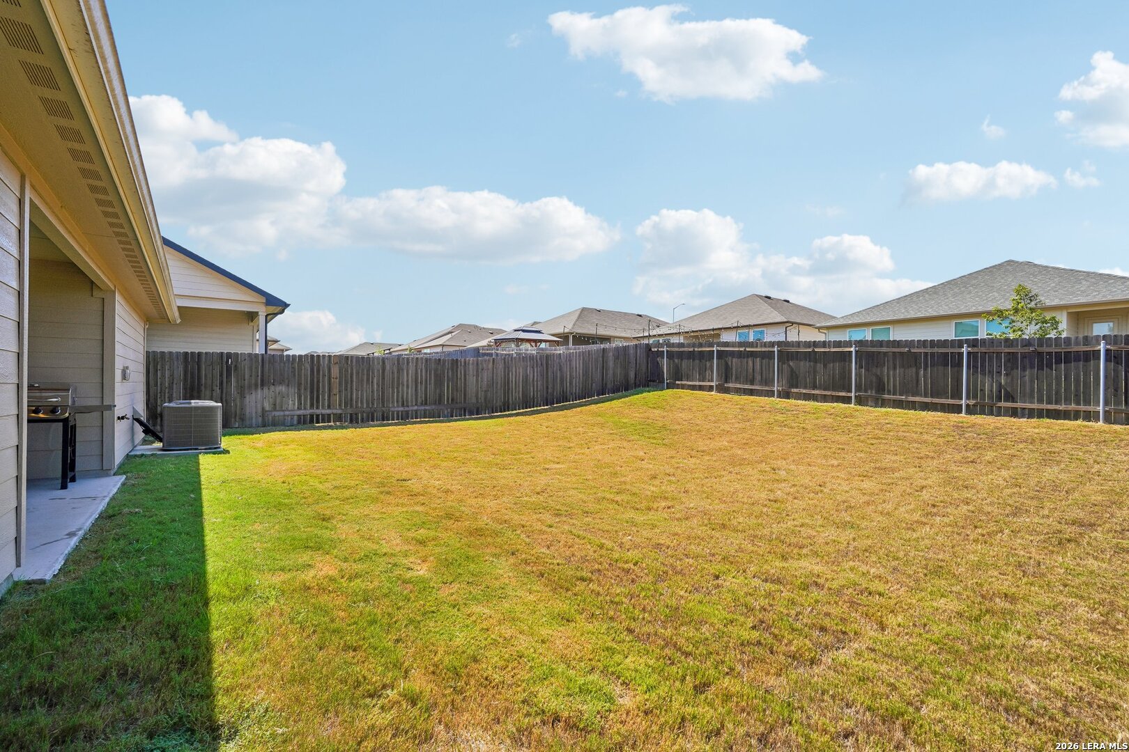 841 BAHIA PL