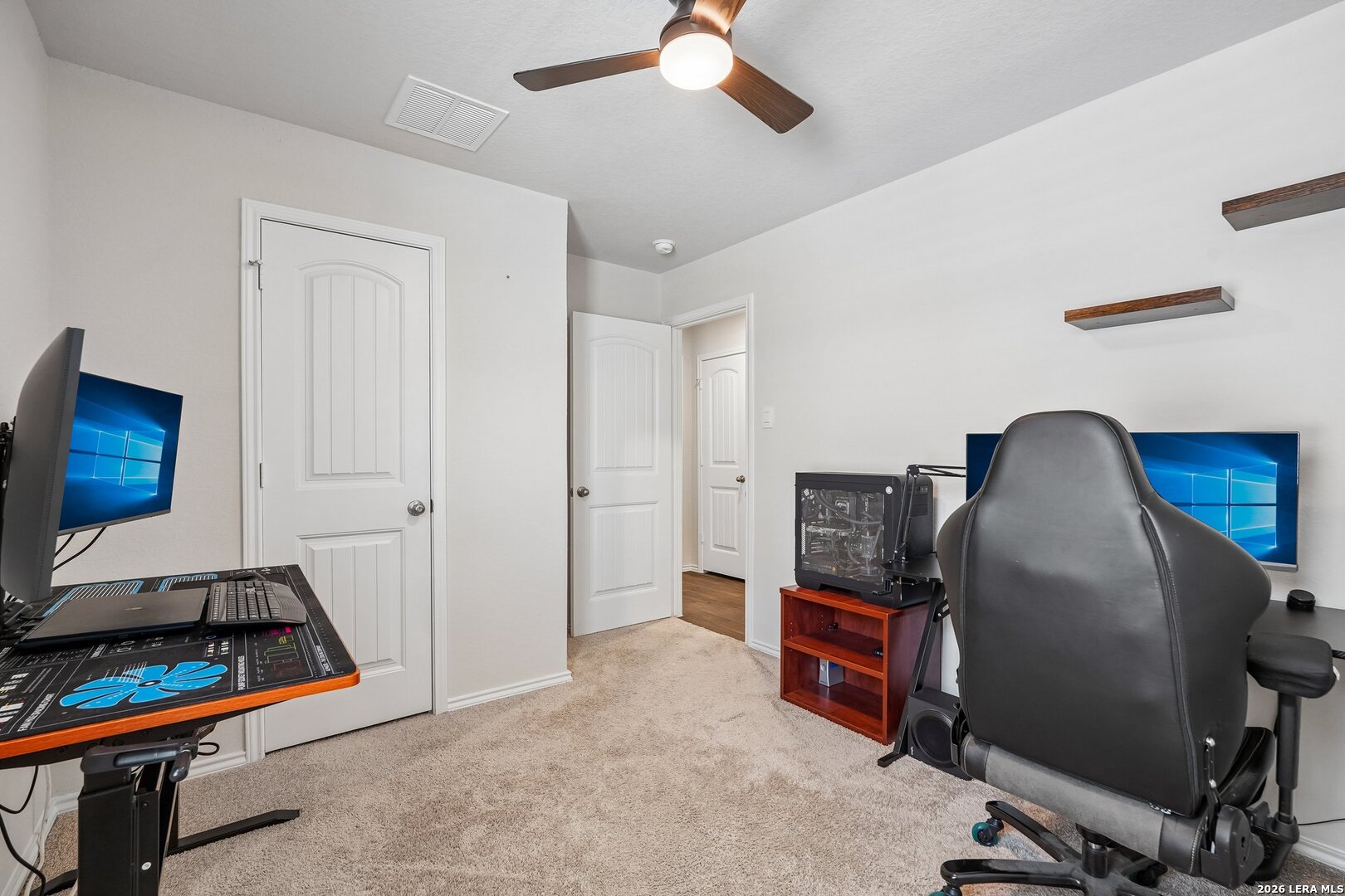 841 BAHIA PL